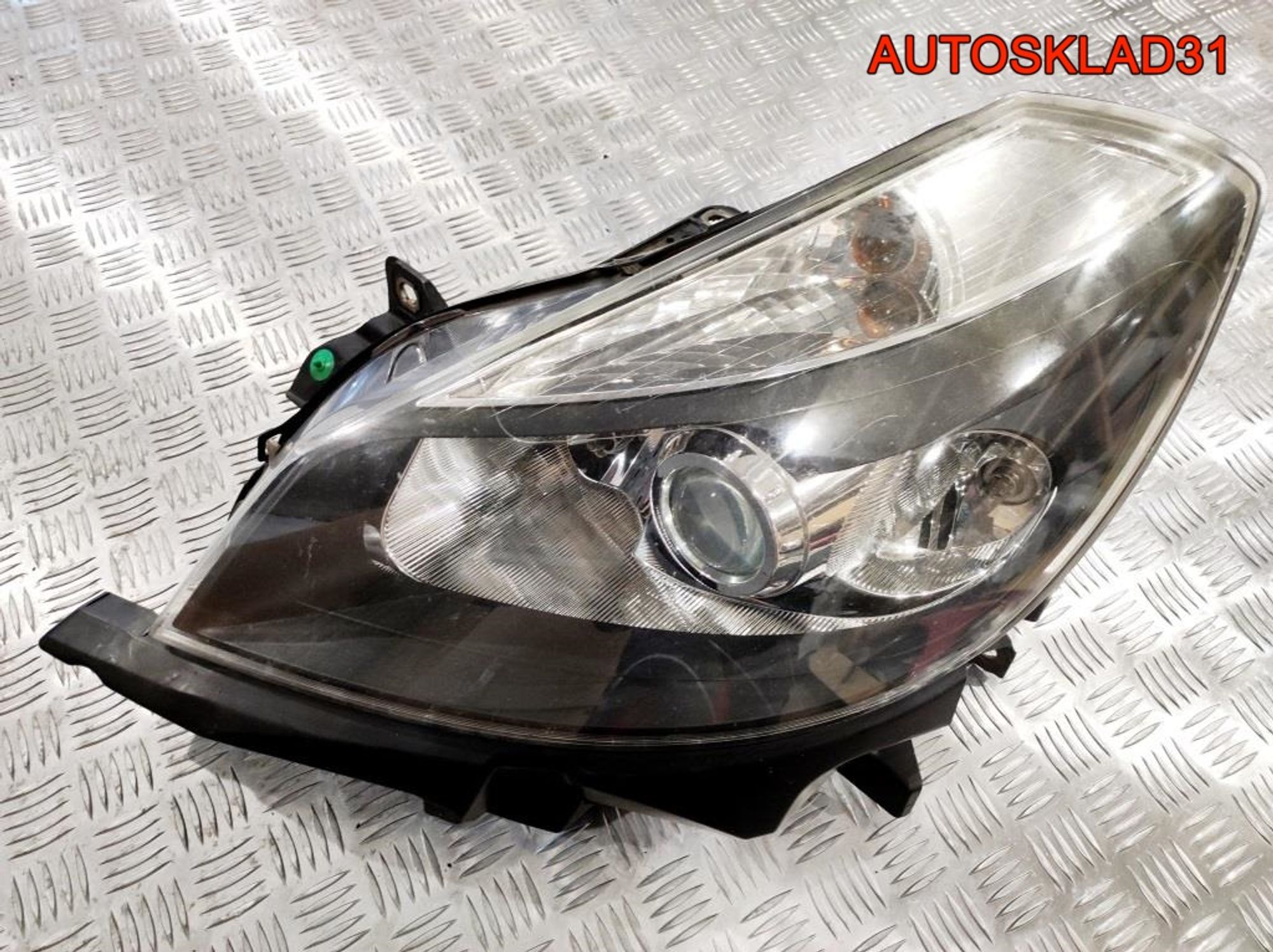 Фары Ксенон Renault Clio 3 комплект 8200626747, 80000 рублей, Дубовое