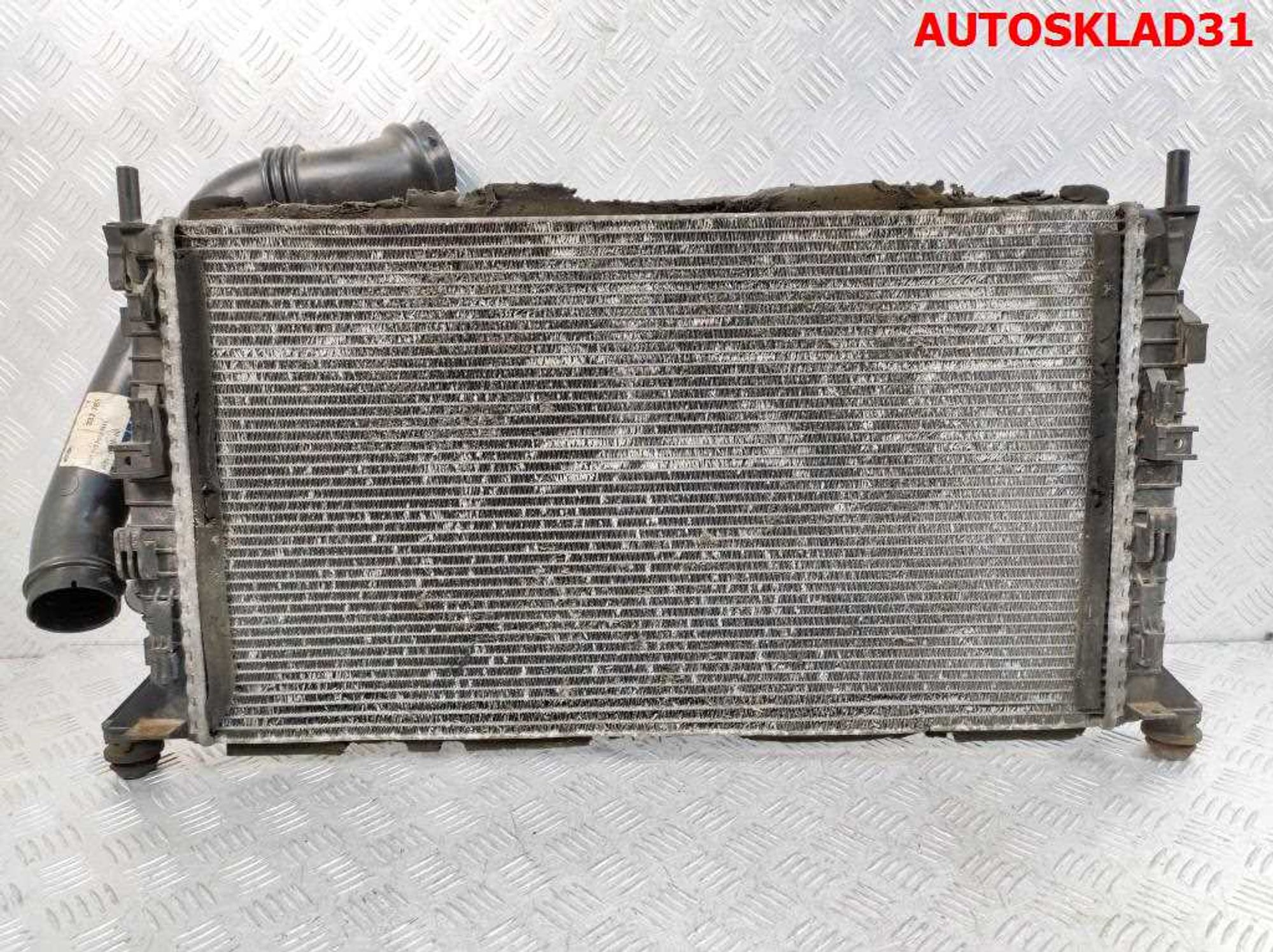 Радиатор основной Ford Focus 2 1,6 G8DA Дизель 3M5H8005TK, 2000 рублей, Дубовое