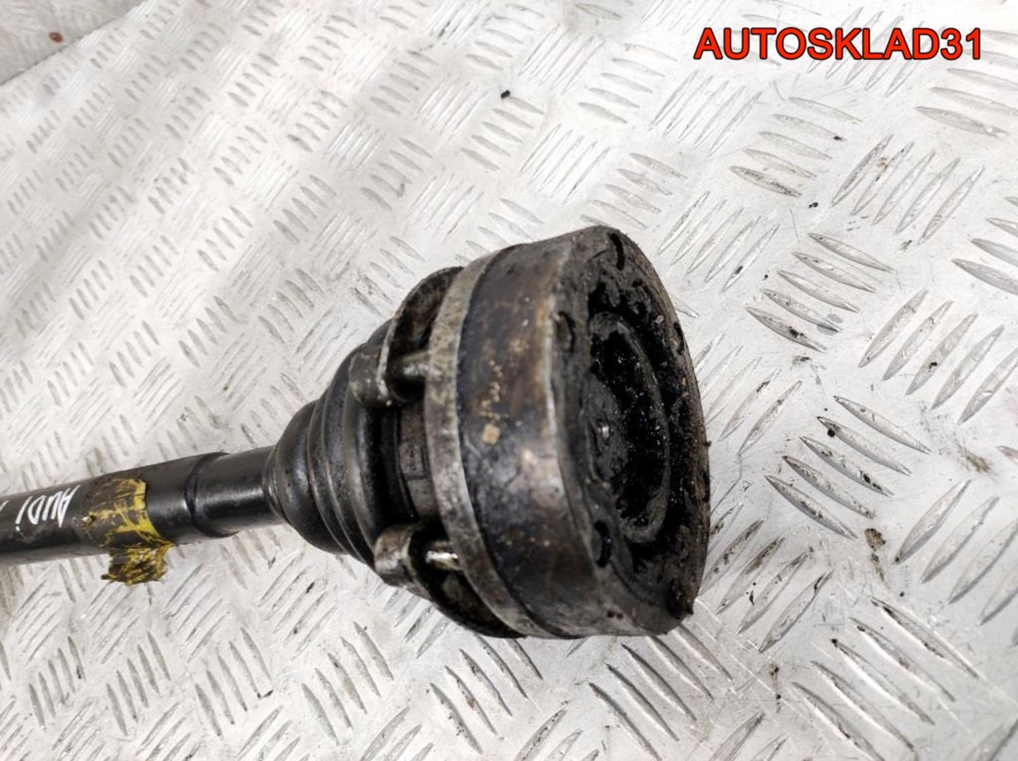 Полуось передняя правая Audi 100 C4 443407331D, 2300 рублей, Дубовое