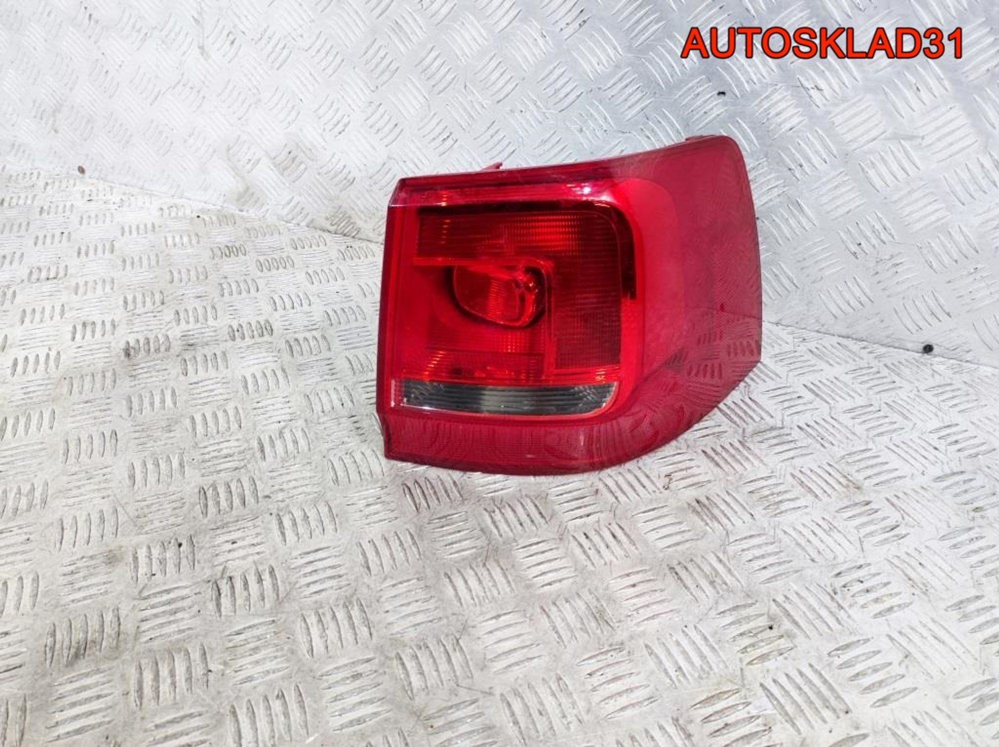 Фонарь задний наружный правый VW Sharan 7N0945096G, 6500 рублей, Дубовое