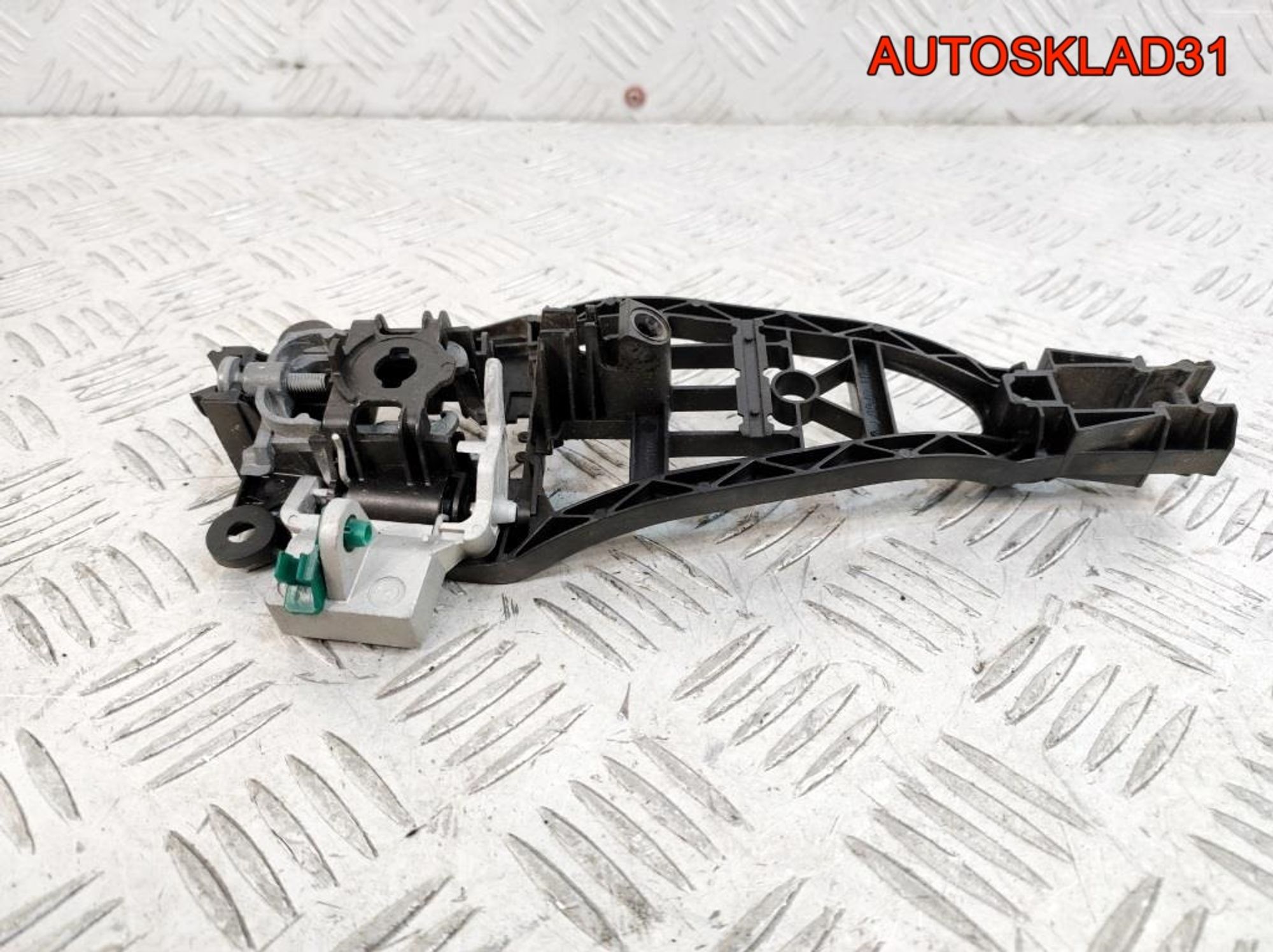 https://ycs.partsauto.market/partsauto-images/thmbs/userImages/edda01b21c13eaa6671738306aa09410/part/be6ec695-31e9-446c-974d-d75848443f4b_1781615478308.jpg