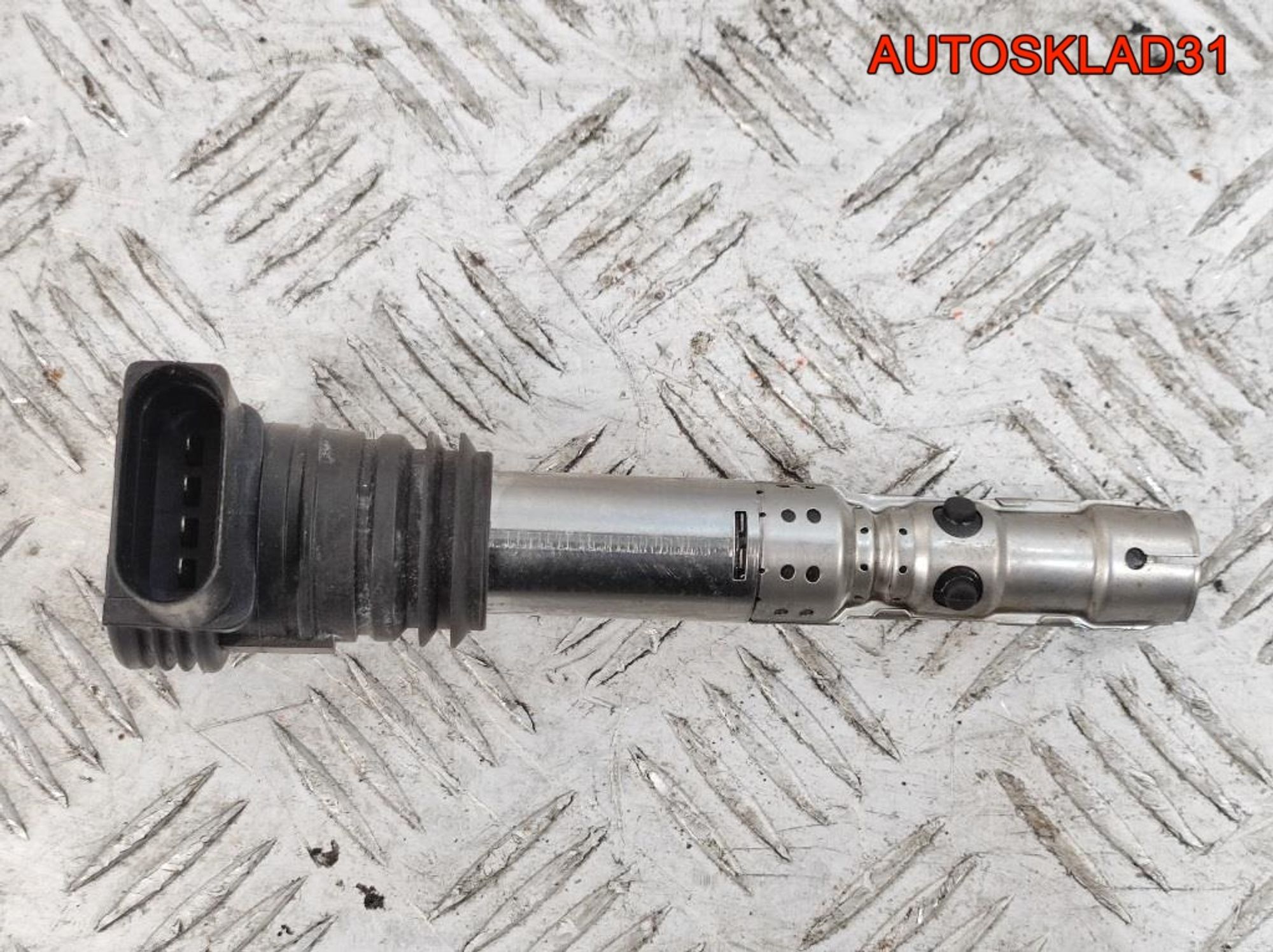 Катушка зажигания Audi A4 B7 2,0 ALT 06A905115D, 700 рублей, Дубовое