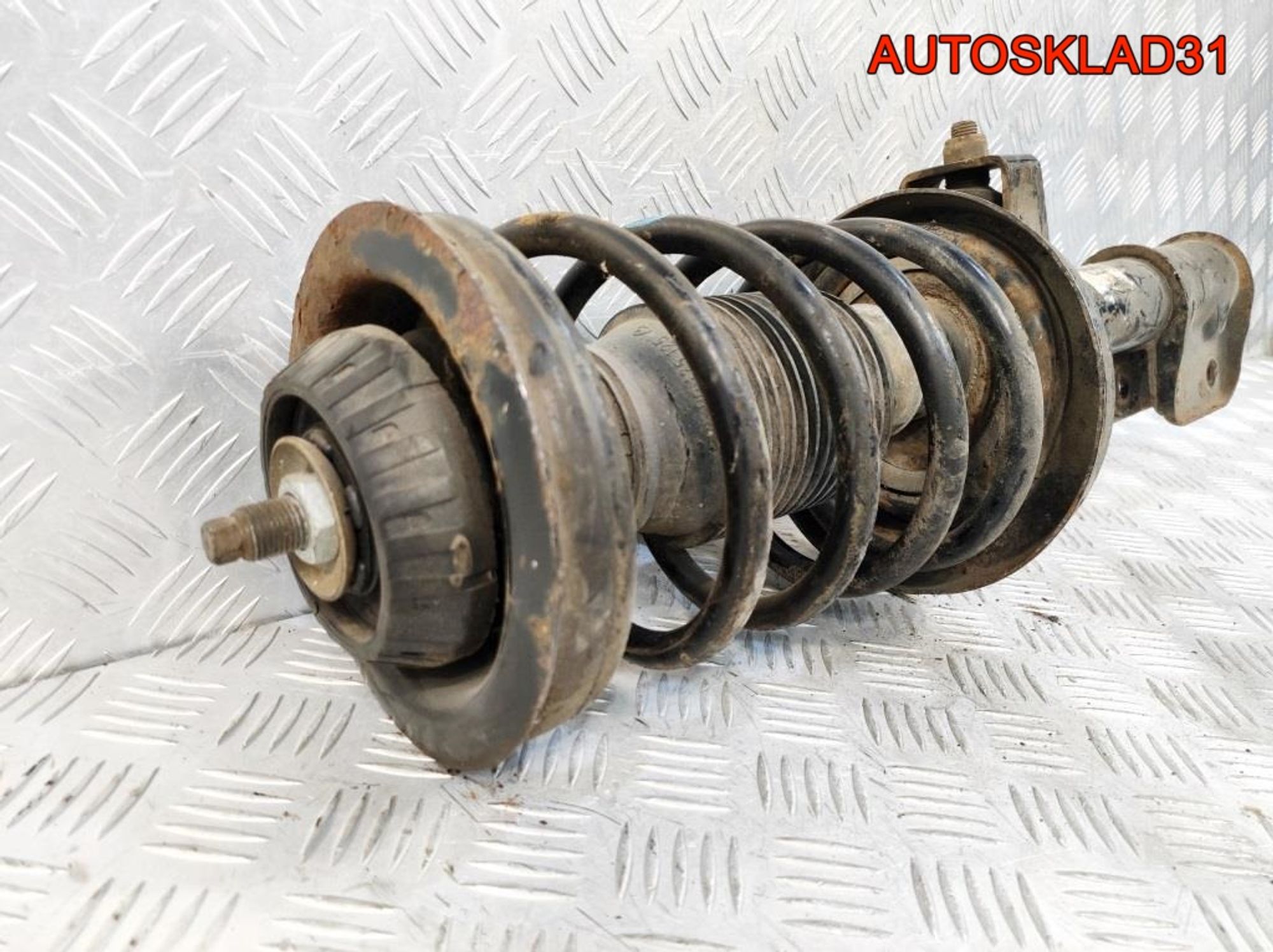 Амортизатор передний левый Opel Omega B 90675392, 4100 рублей, Дубовое