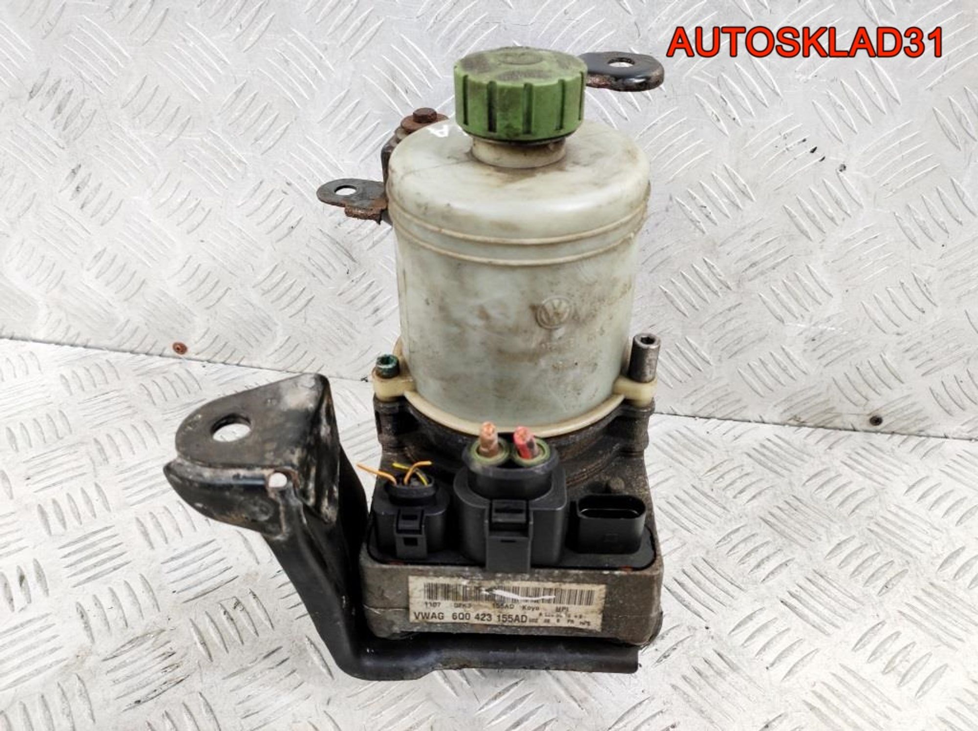 Насос ЭГУР Skoda Fabia 2 6Q0423155AD Бензин, 10800 рублей, Дубовое