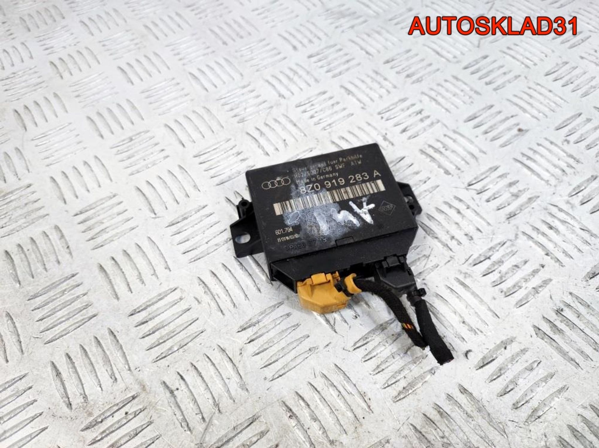 Блок парктроников Audi A4 B6 8Z0919283A, 1700 рублей, Дубовое