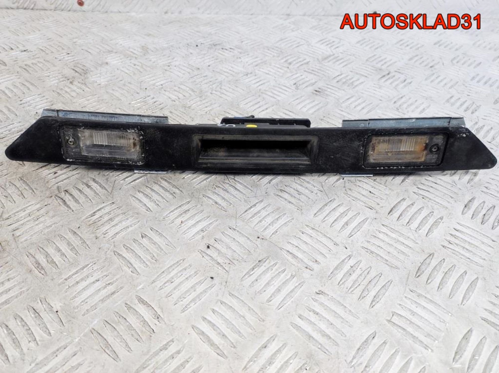 Накладка двери багажника Audi A3 8P 8P08275743FZ, 3200 рублей, Дубовое