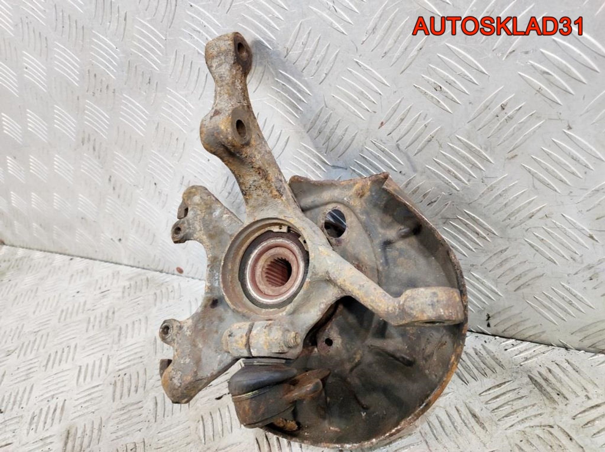Кулак поворотный передний правый VW Golf 3 191407256C, 1400 рублей, Дубовое