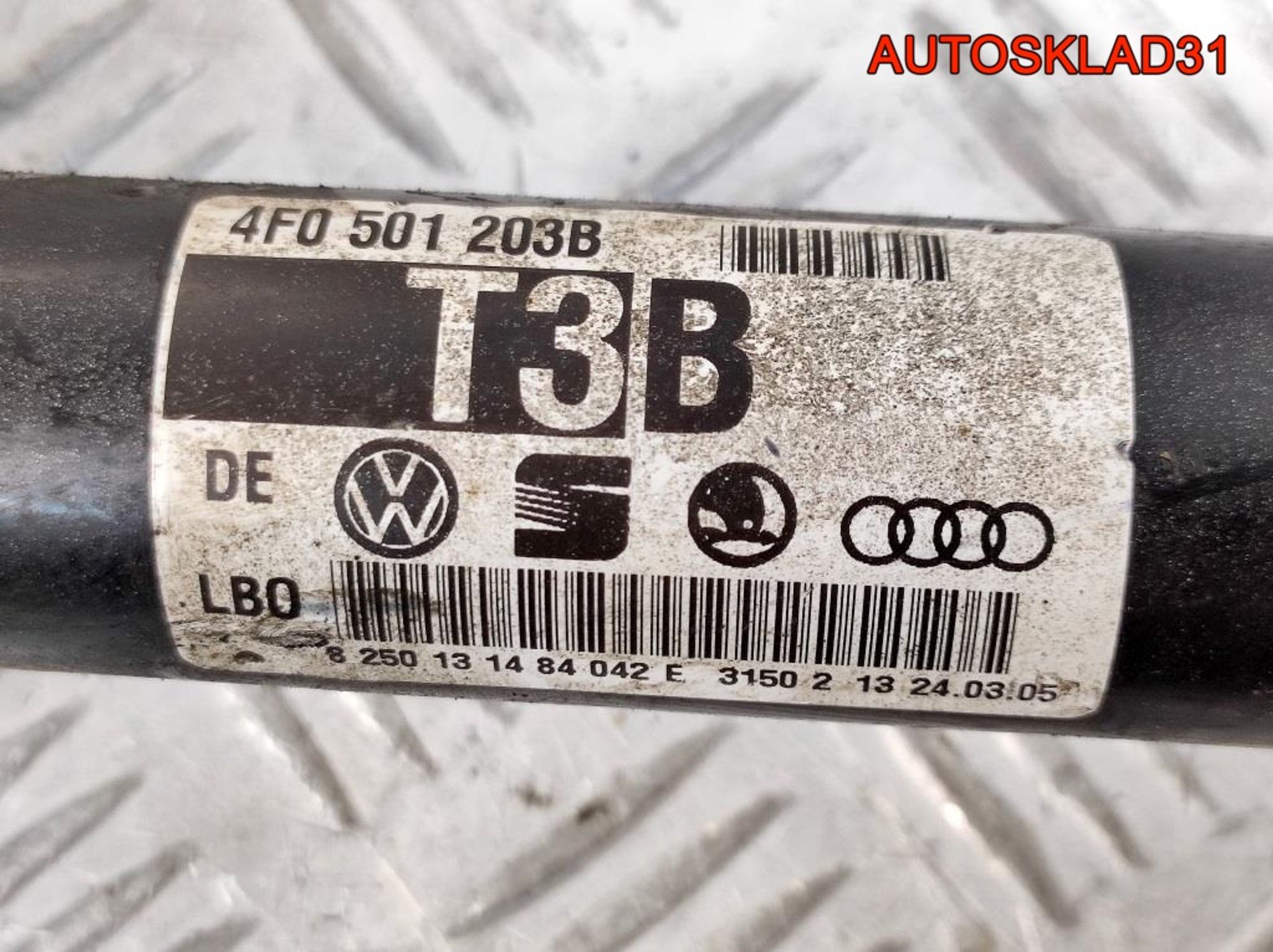 Полуось задняя 4WD АКПП Audi A6 C6 3,0 BMK 4F0501203B, 2700 рублей, Дубовое