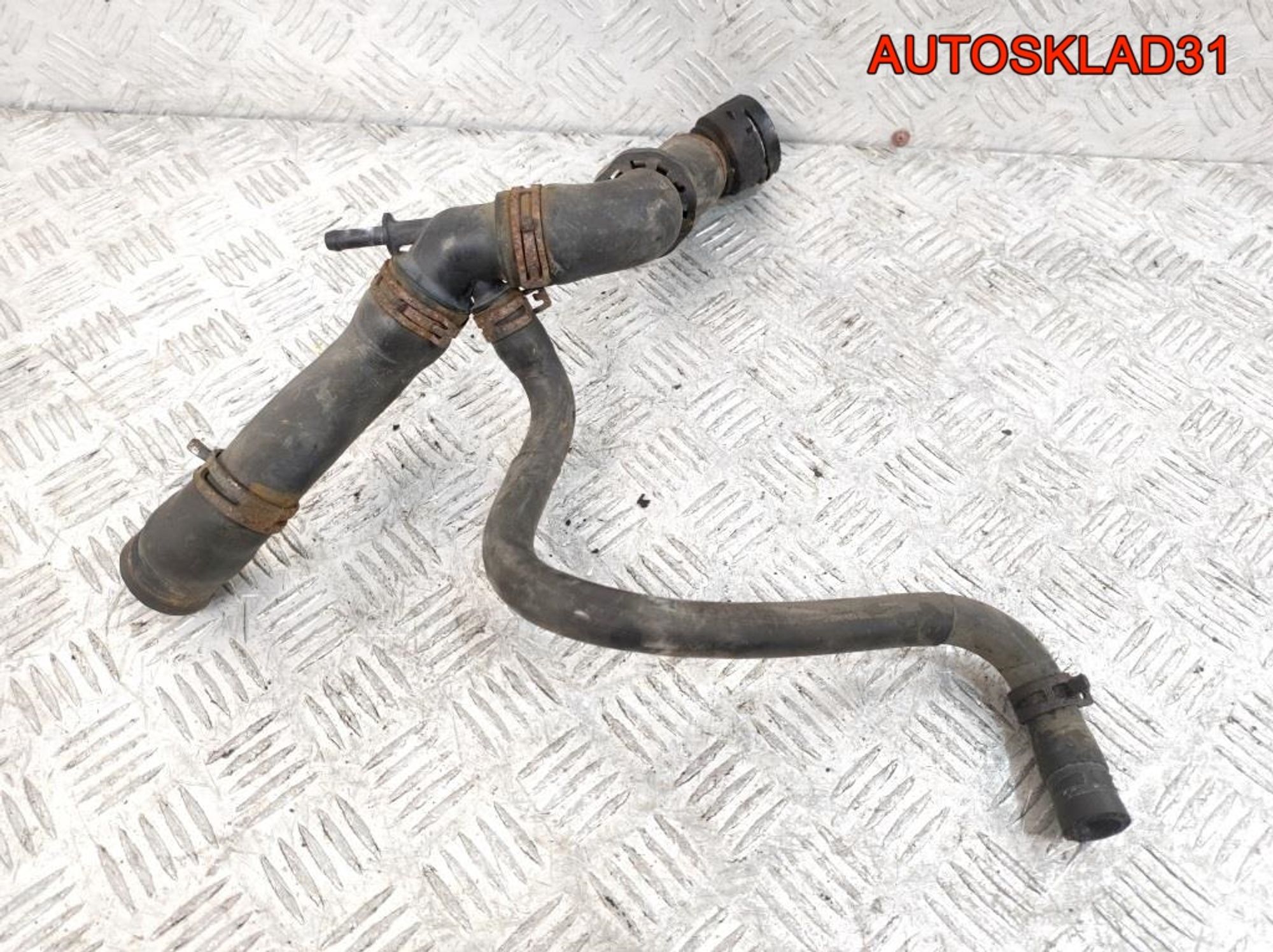 Патрубок радиатора VW Sharan 1,9 Дизель 7M3122101D, 2500 рублей, Дубовое