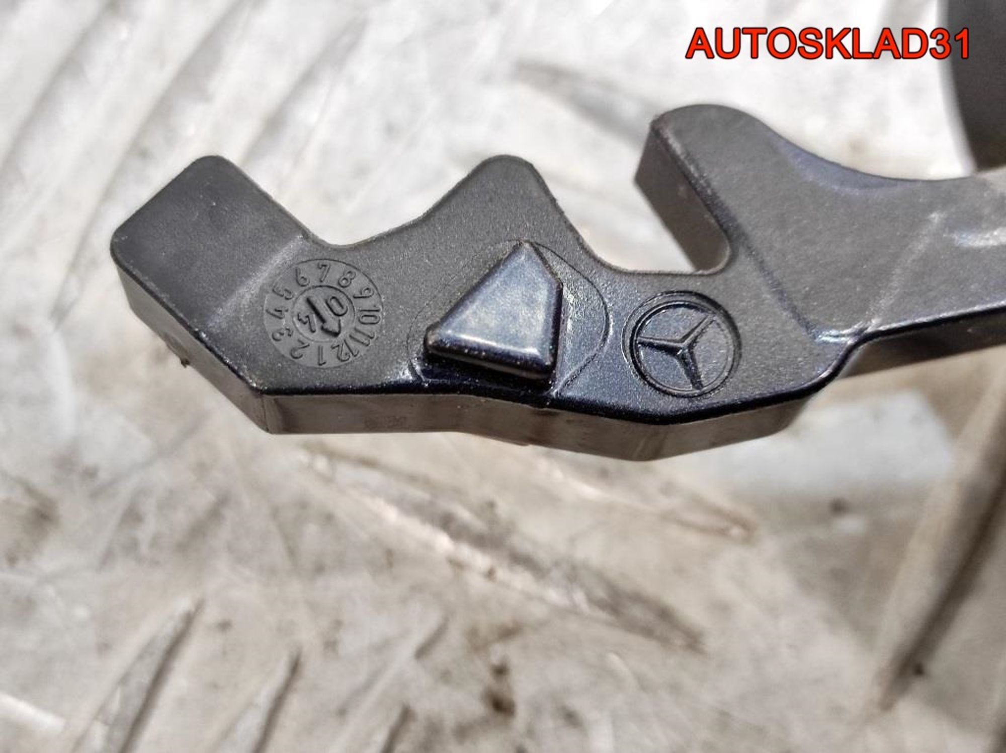 Ручка двери задняя левая Mercedes W211 A2117601770, 500 рублей, Дубовое