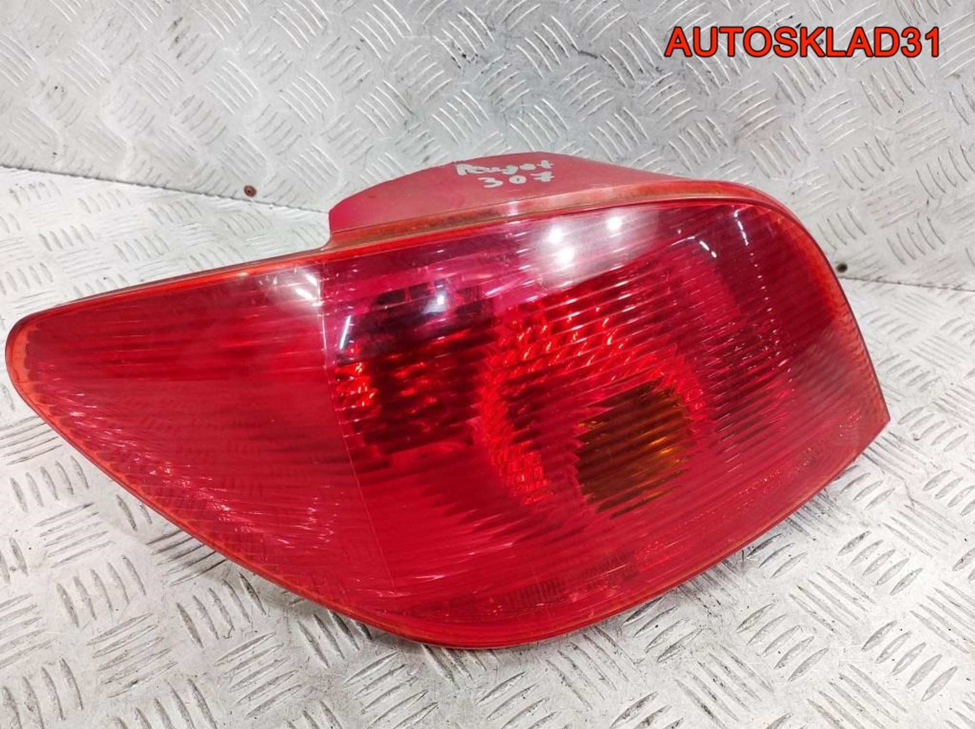 Фонарь задний левый Peugeot 307 6350P3 Дорест, 5400 рублей, Дубовое
