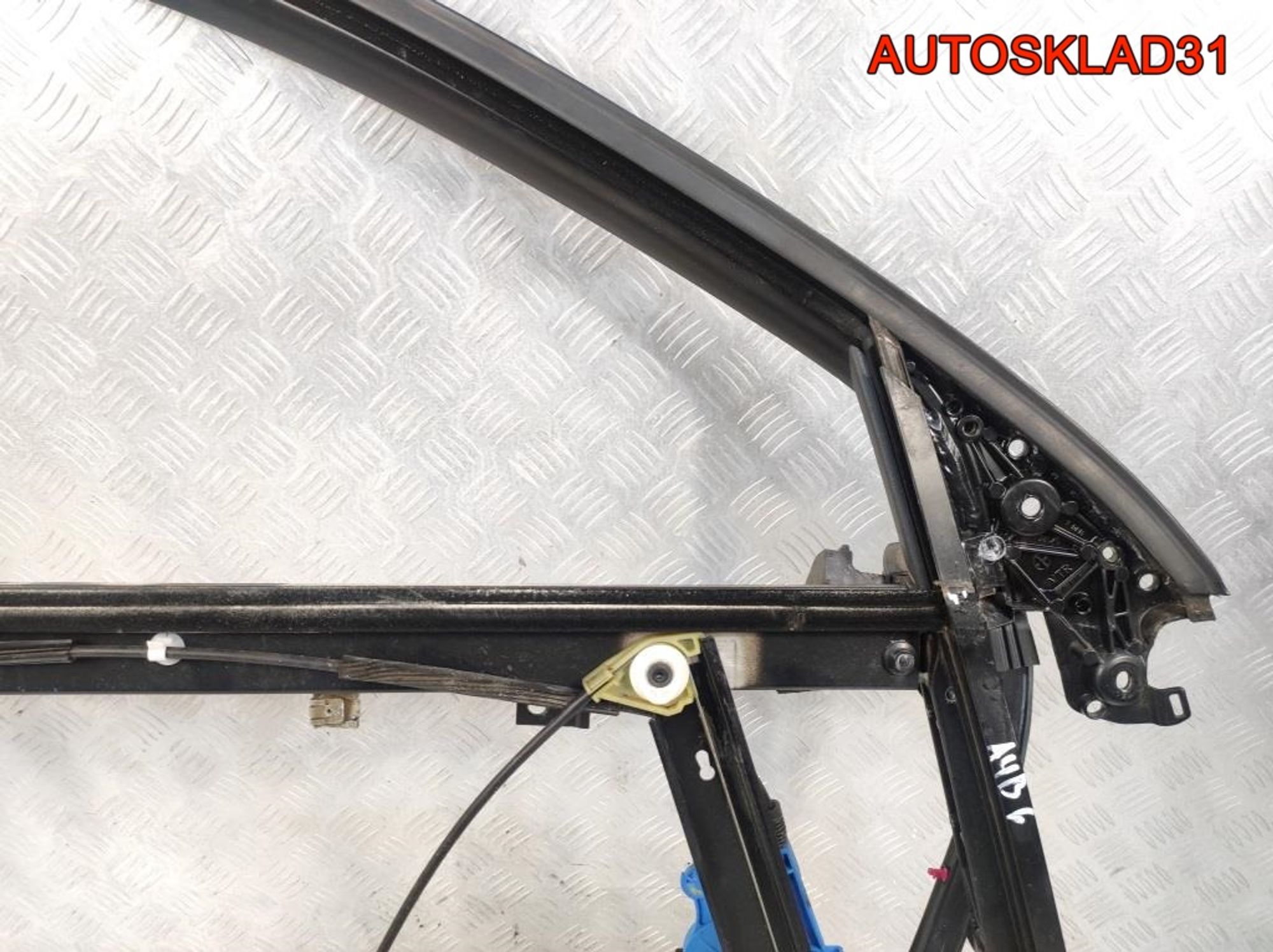 Рамка двери передней правой Audi A4 B6 8E0837462A, 3700 рублей, Дубовое