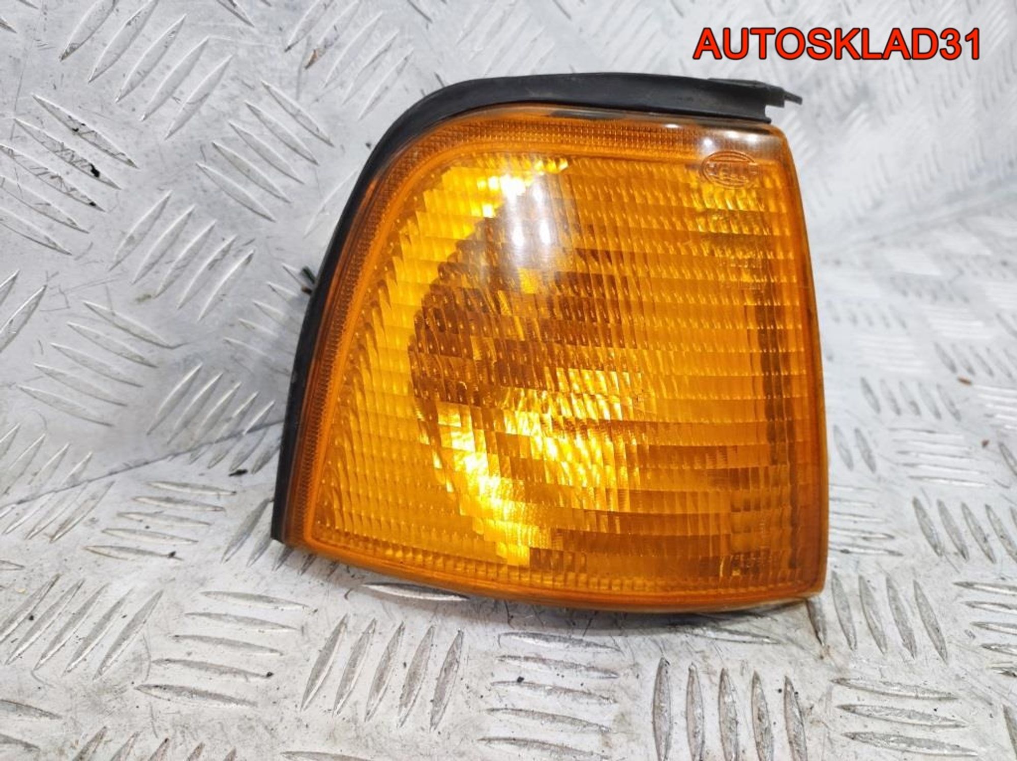 Указатель поворота правый Audi 80 B4 893953050, 900 рублей, Дубовое