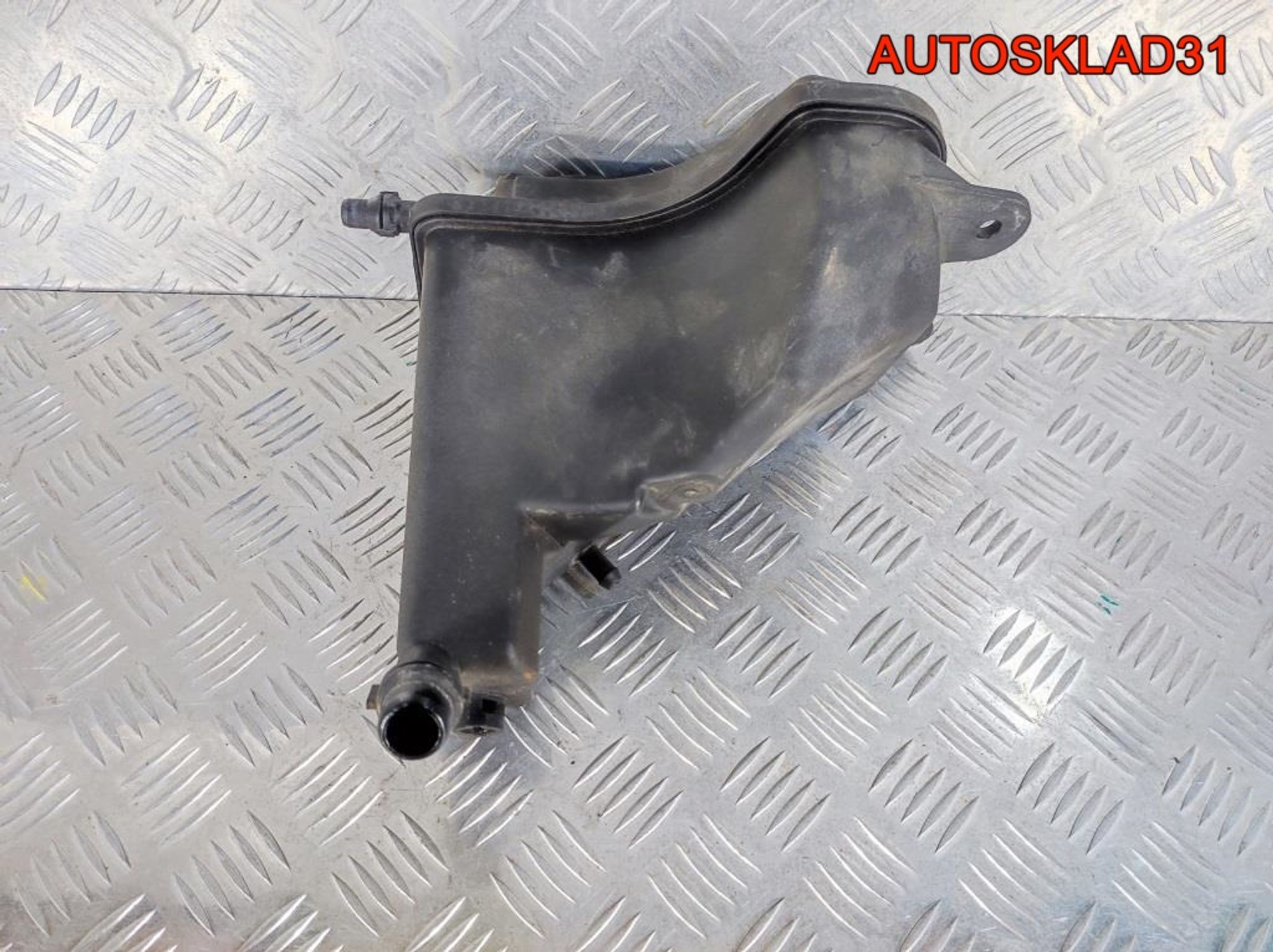 Бачок расширительный BMW E90 N47D20 17137810592, 3000 рублей, Дубовое