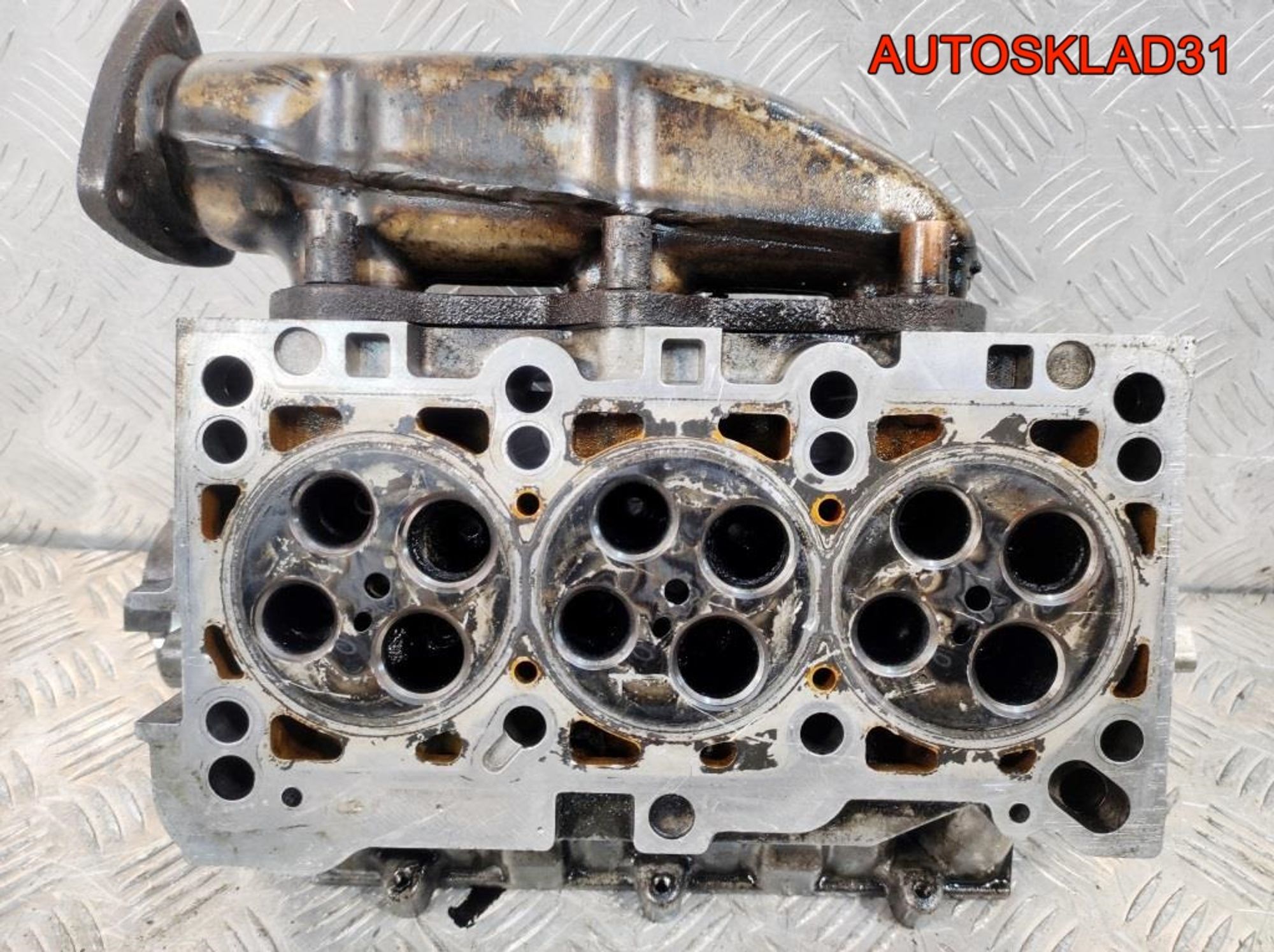 ГБЦ правая Голая Audi A6 C5 2,5 AKE 059103068, 2700 рублей, Дубовое