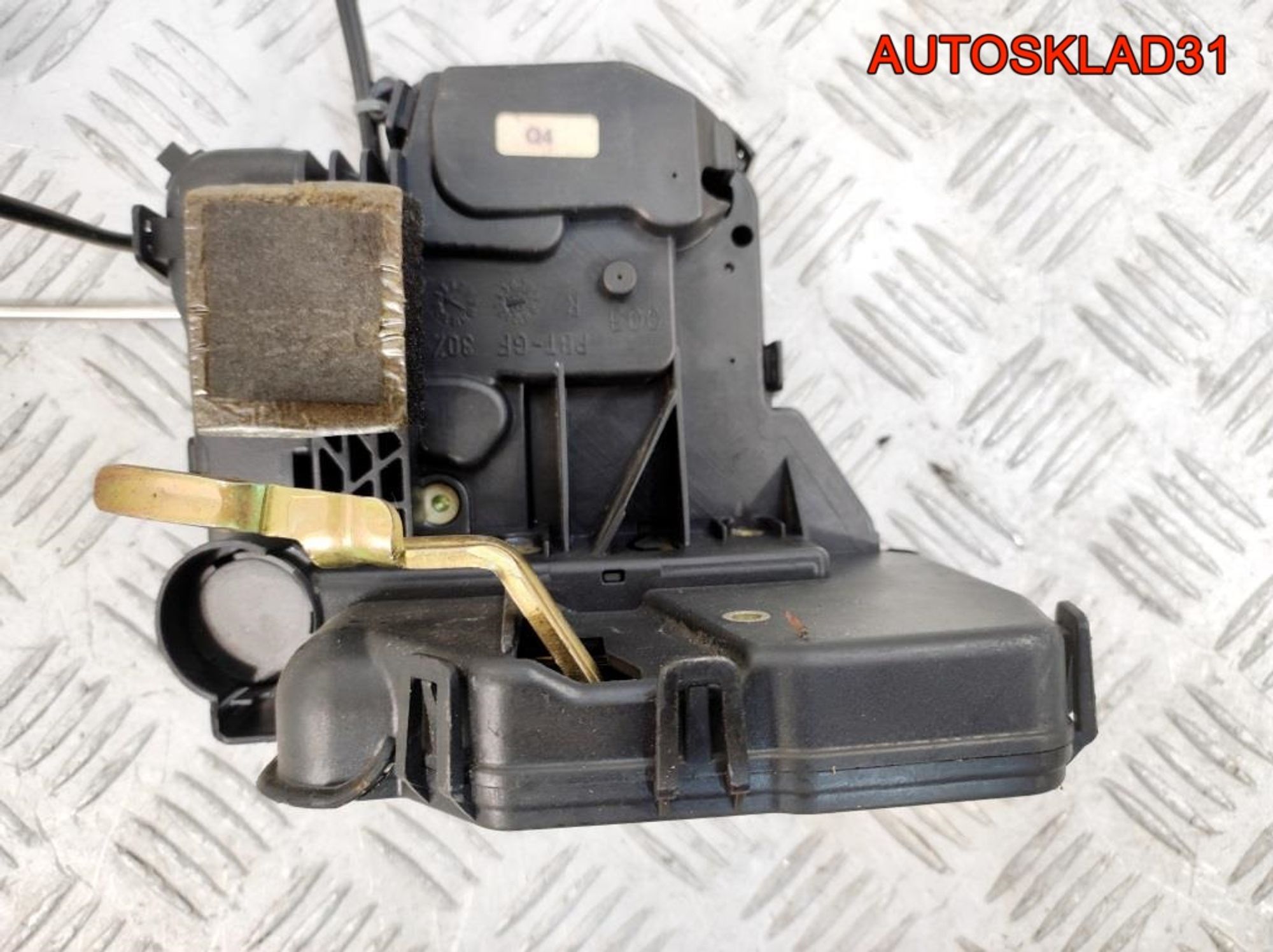 Замок двери перед правой MercedeS W203 A2037200435, 2800 рублей, Дубовое