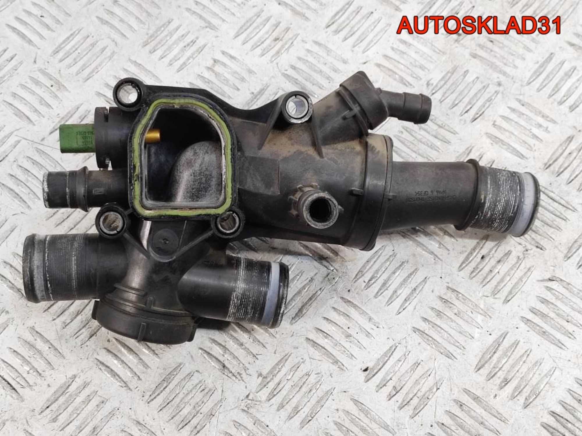 Корпус термостата Citroen C5 2.0 HDI 9656182980, 2000 рублей, Дубовое