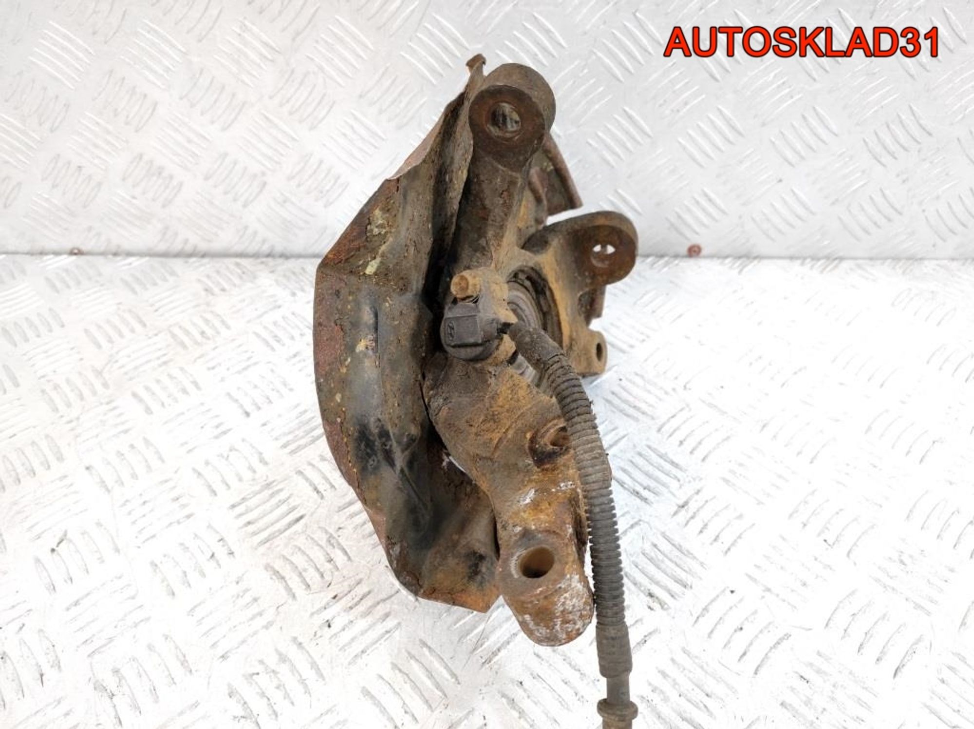 Кулак поворотный передний правый в сборе Hyundai Getz 517161C110, 4500 рублей, Дубовое