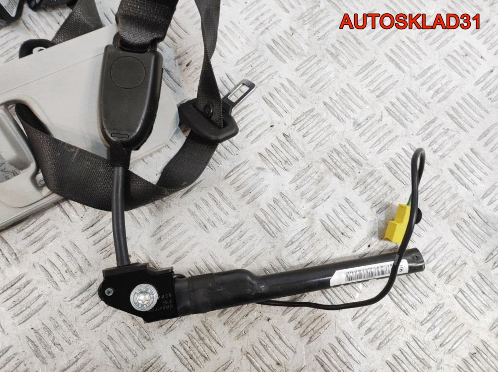 Ремень безопасности перед правый Opel Astra J 13394804, 4100 рублей, Дубовое