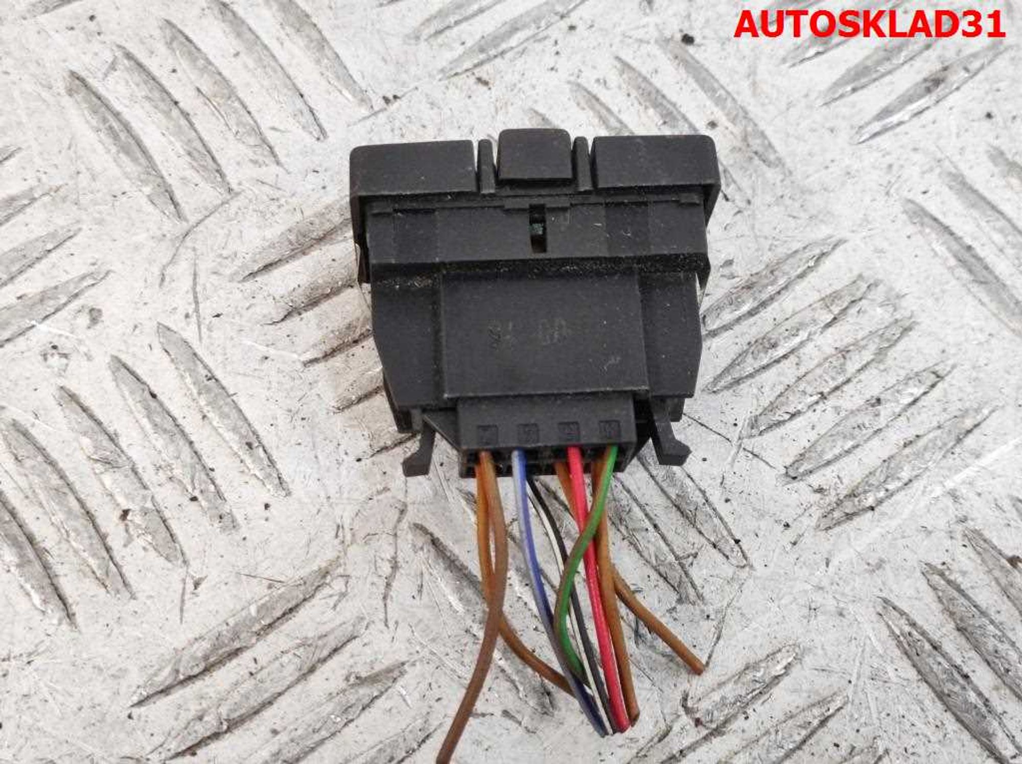 Кнопка стеклоподъемника Volkswagen Golf 3 1H0959855A, 1500 рублей, Дубовое