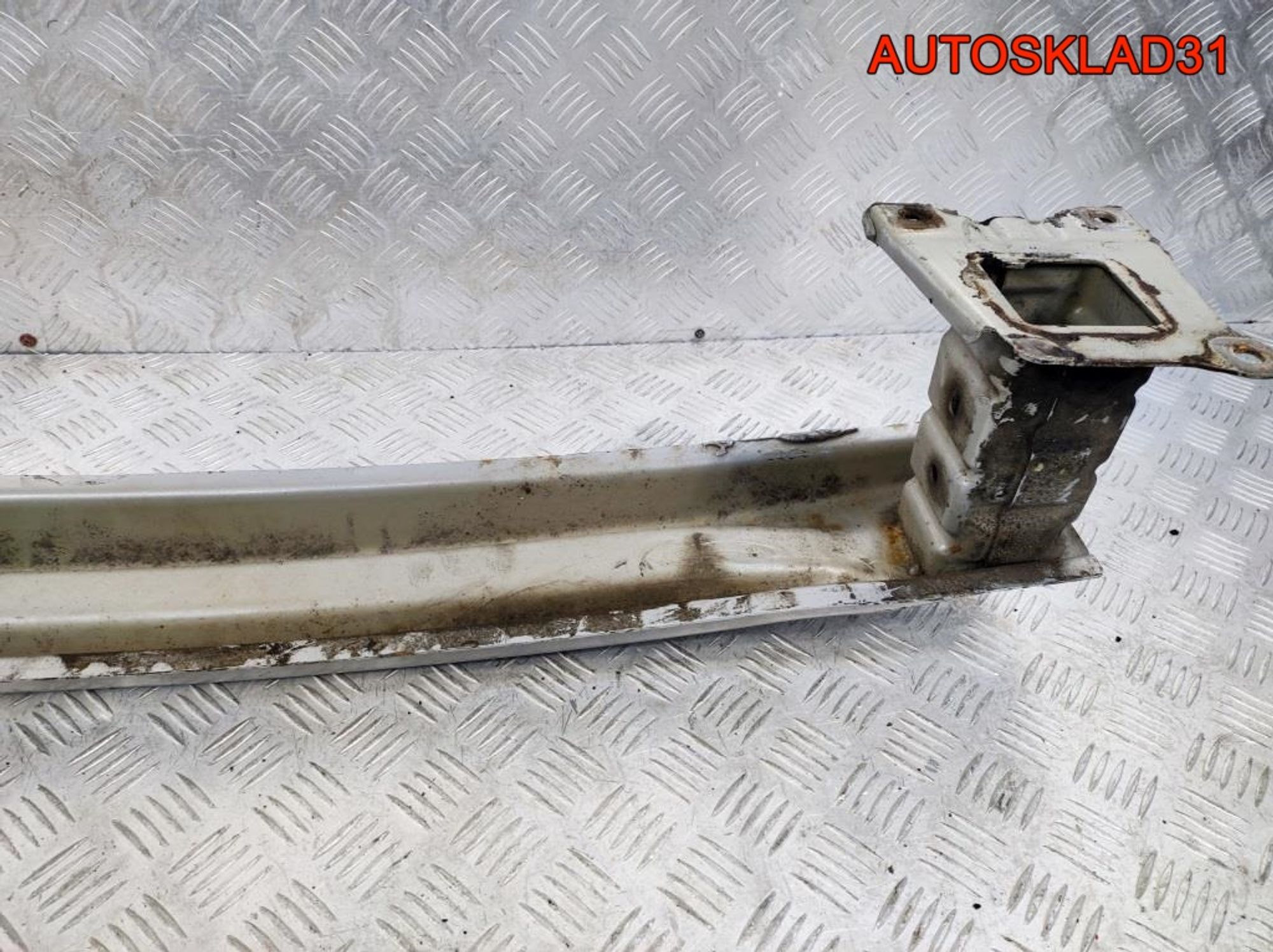 Усилитель заднего бампера Skoda Rapid 5JJ807305, 4900 рублей, Дубовое