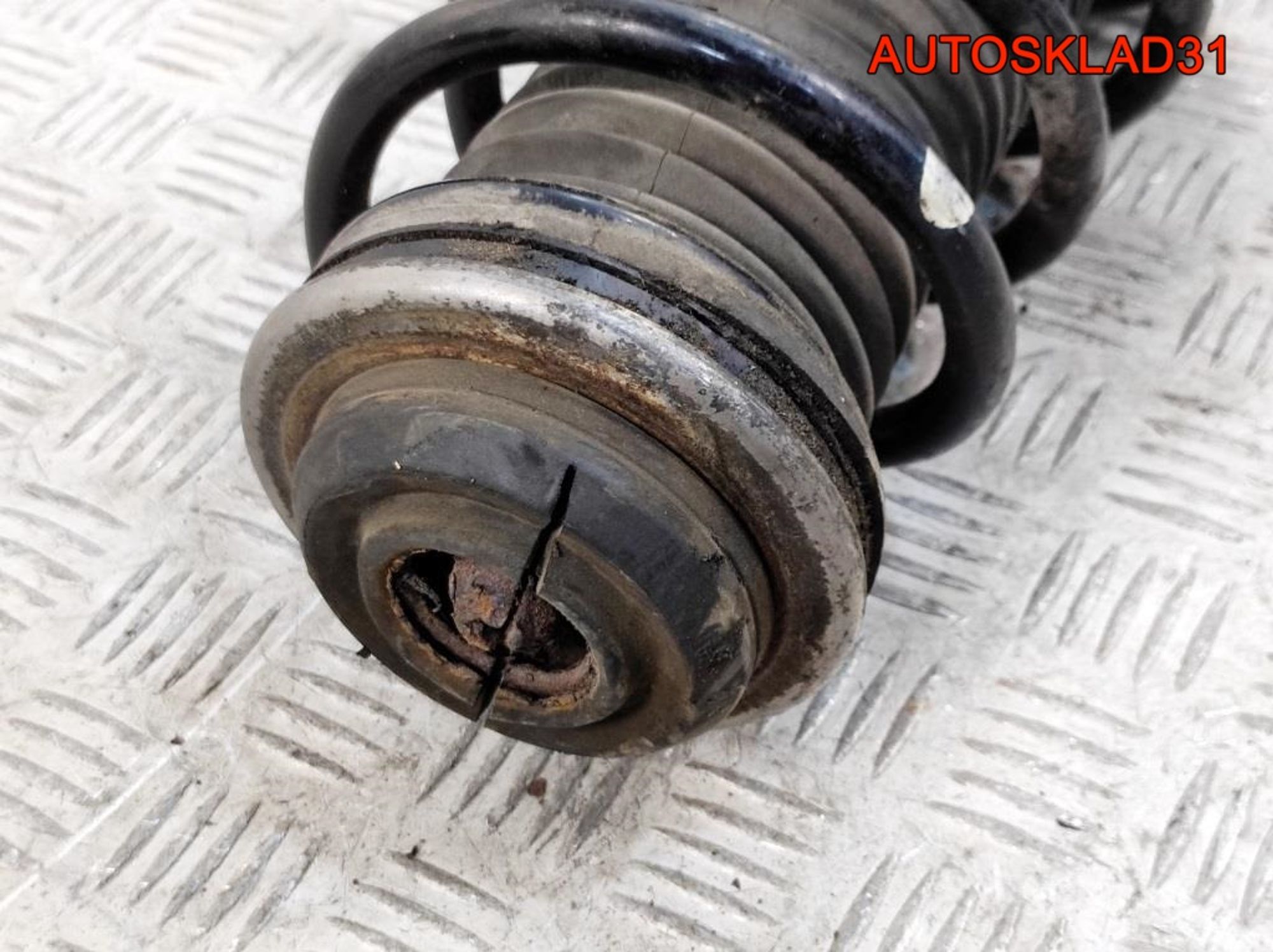 Амортизатор передний левый Opel Astra H 22214597, 3000 рублей, Дубовое