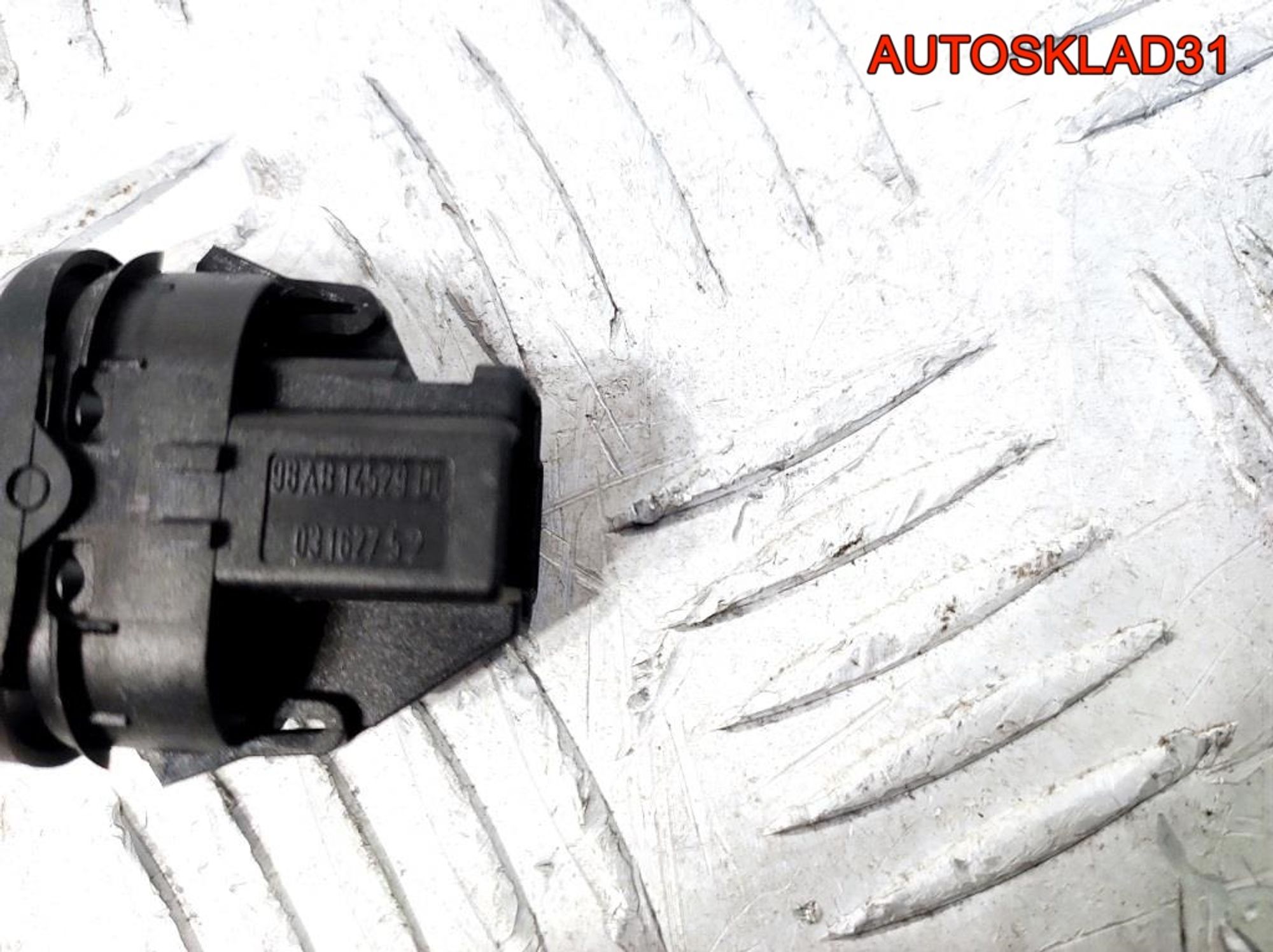 Кнопка стеклоподъемника Ford Focus 1 98AB14529DL, 500 рублей, Дубовое