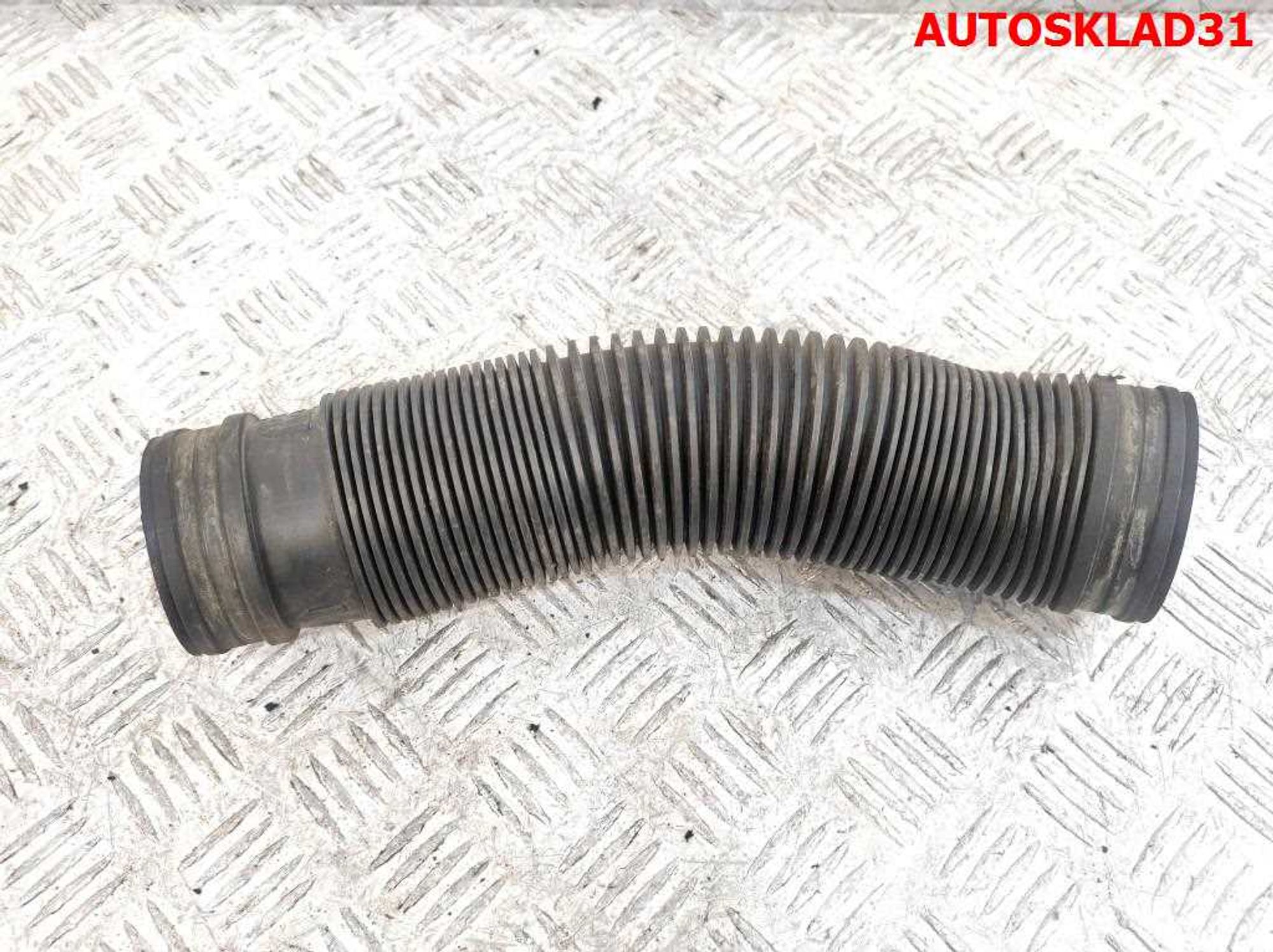 Патрубок воздушного фильтра VW Golf 4 1,6 Бензин 1J0129684C, 1500 рублей, Дубовое