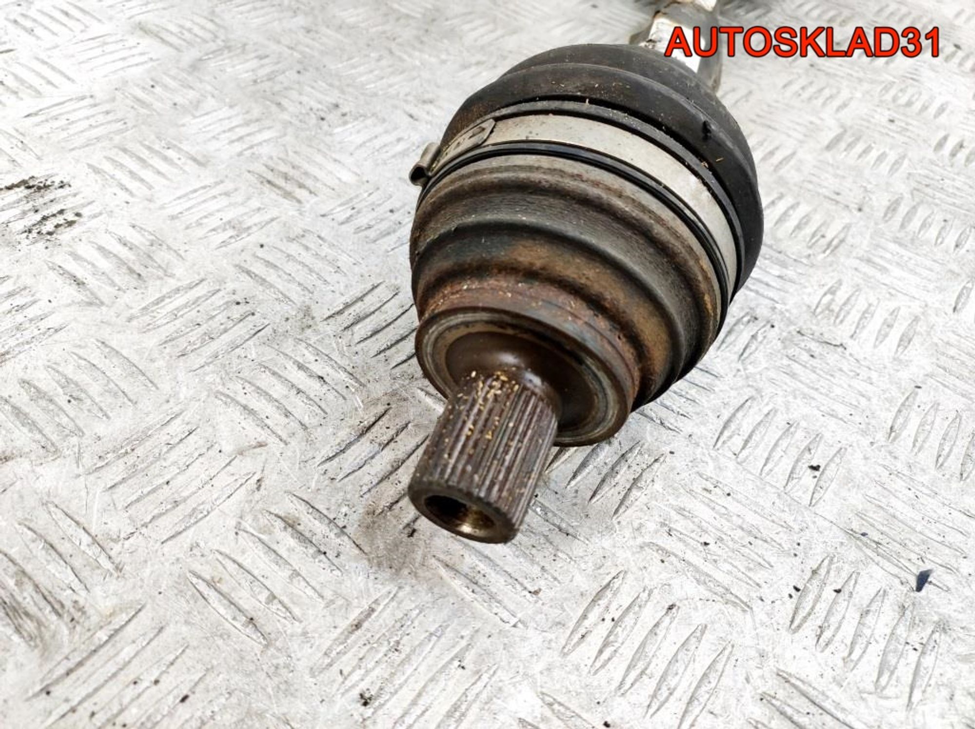 Полуось передняя левая VW Golf Plus 1,4 CAXA Бензин 1K0407271JA, 4500 рублей, Дубовое