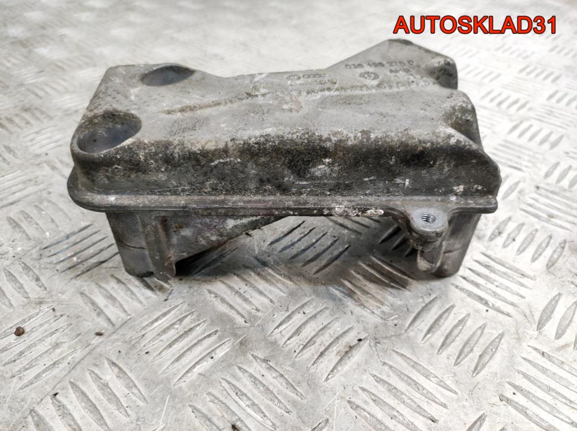 Кронштейн двигателя задний VW Polo 3 036199275D, 700 рублей, Дубовое