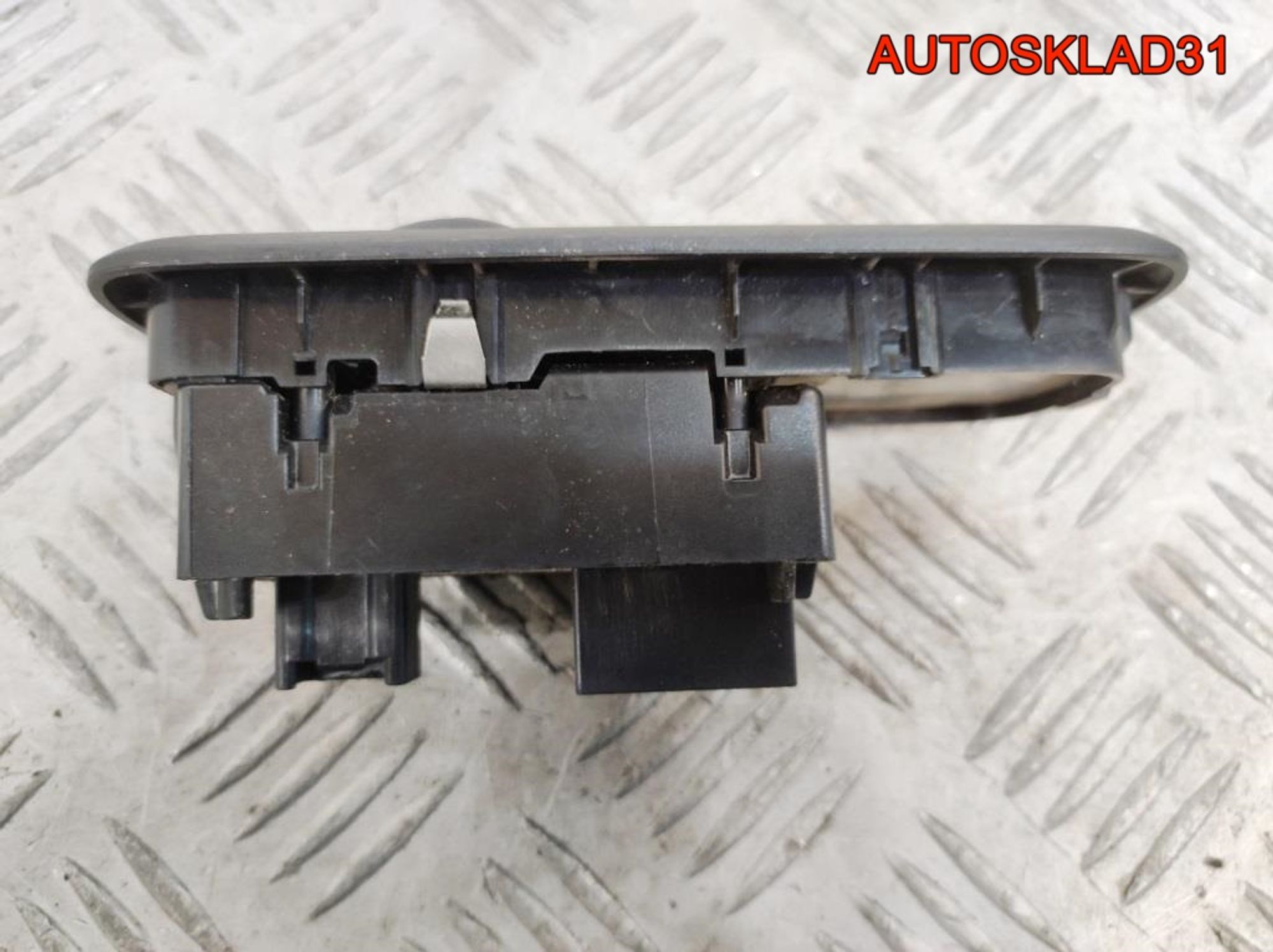 Блок стеклоподъемников Ford Fiesta 6 8A6T14A132FC, 1300 рублей, Дубовое