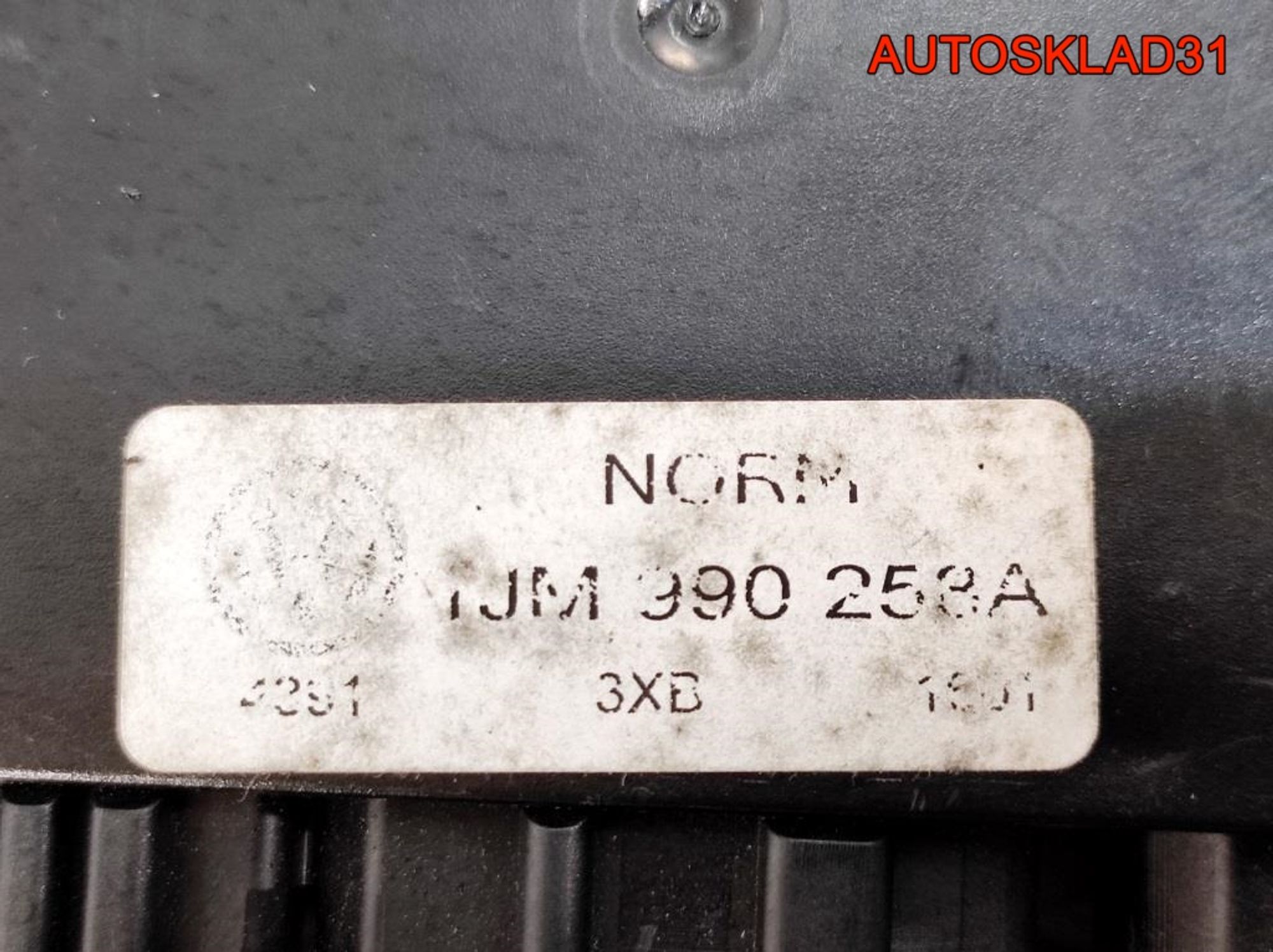 Блок комфорта Volkswagen Golf 4 1C0962258N, 2300 рублей, Дубовое