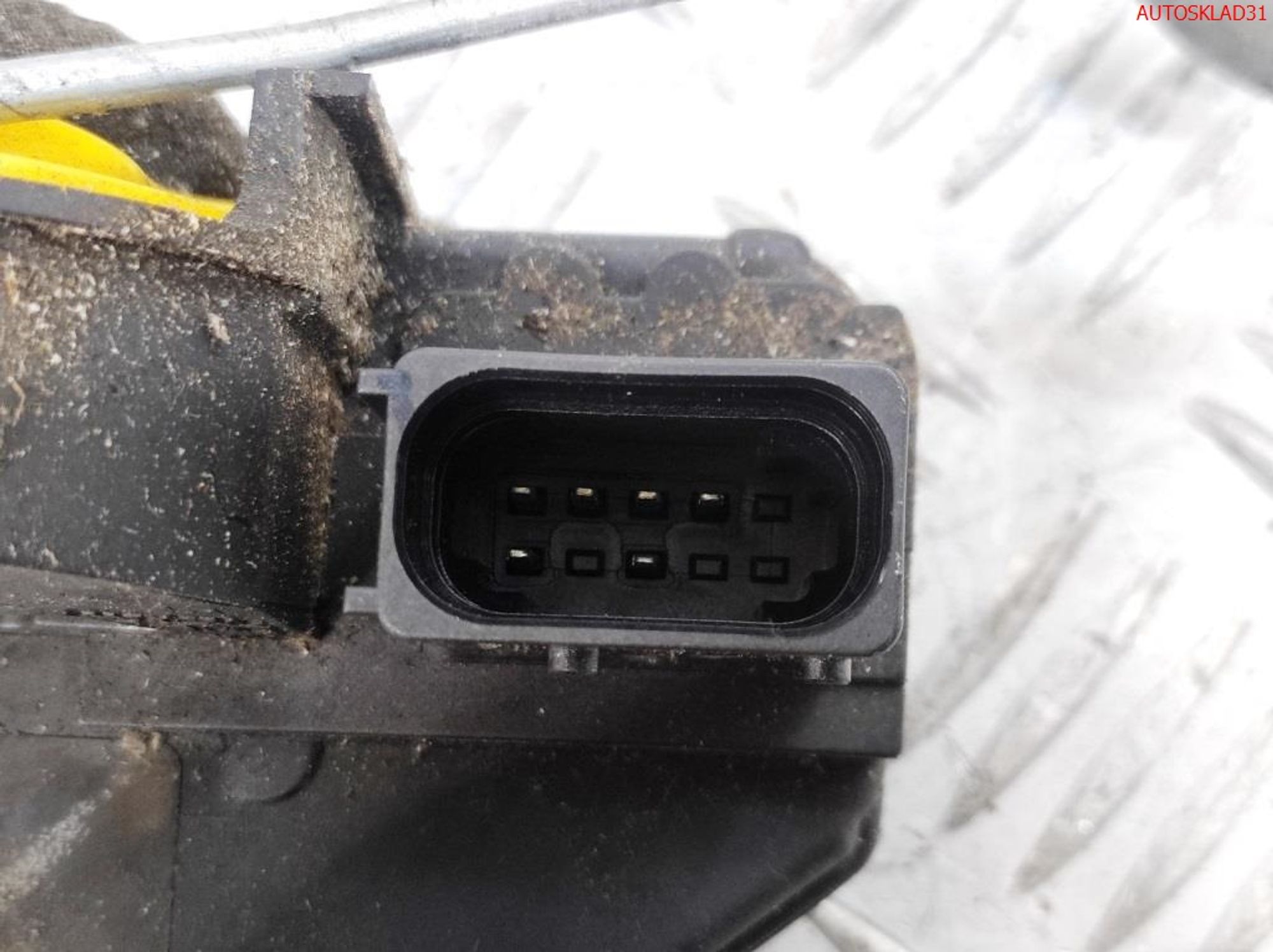 Замок двери задней левой Opel Astra J 13503787, 1700 рублей, Дубовое