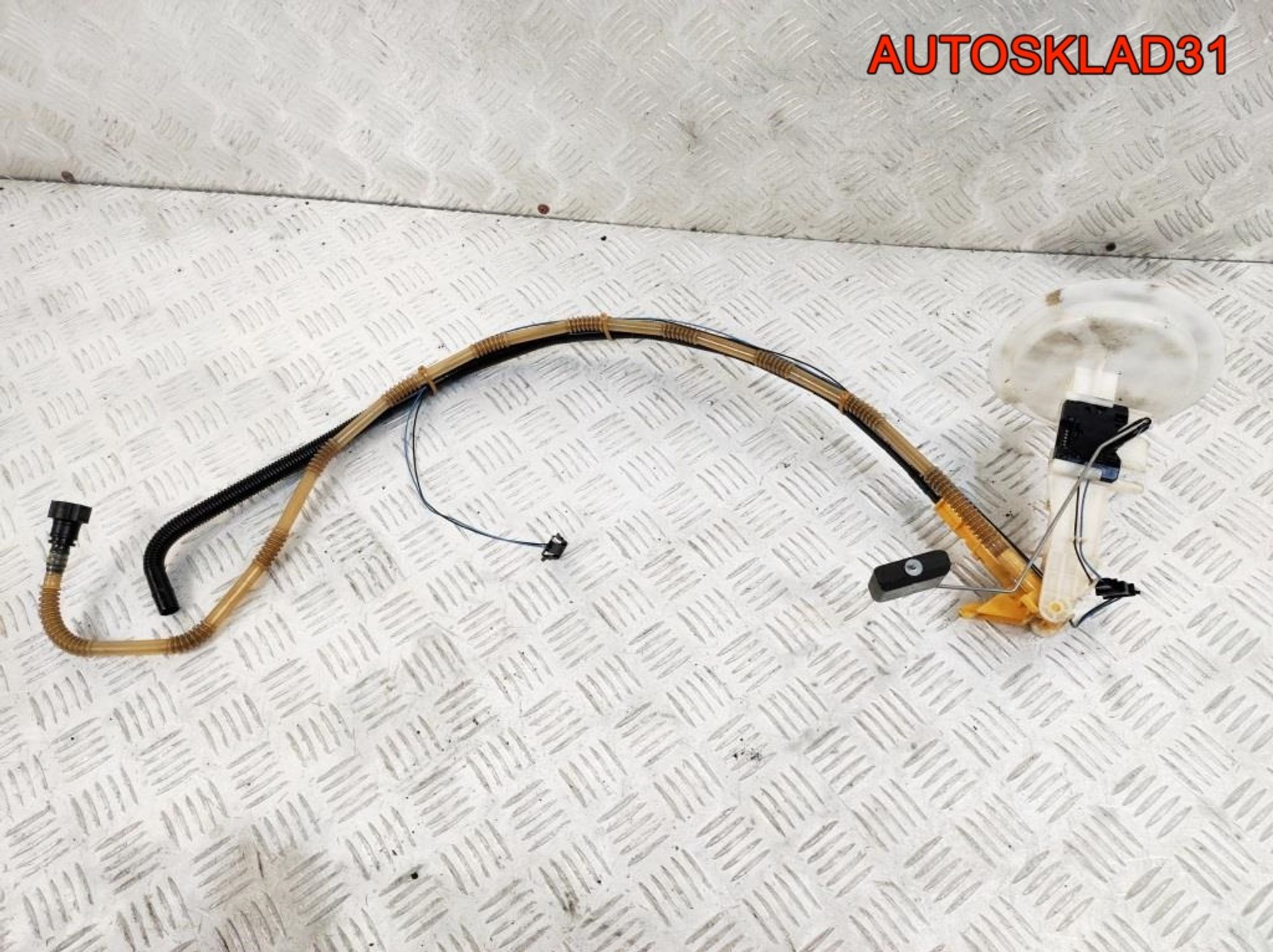 Датчик уровня топлива Audi A6 C6 4F0201317, 2300 рублей, Дубовое