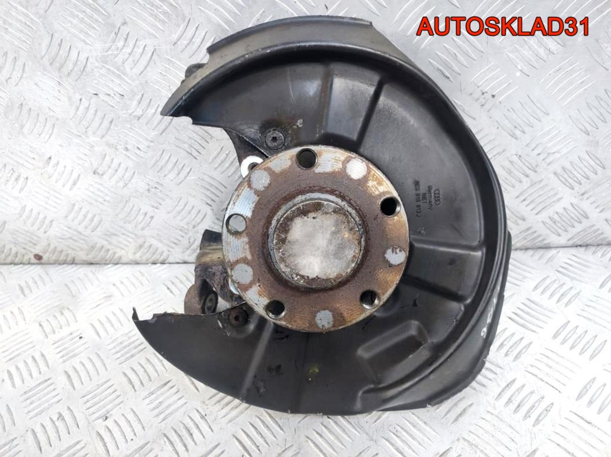 Кулак поворотный задний правый Audi A4 B6 2 WD, 1200 рублей, Дубовое