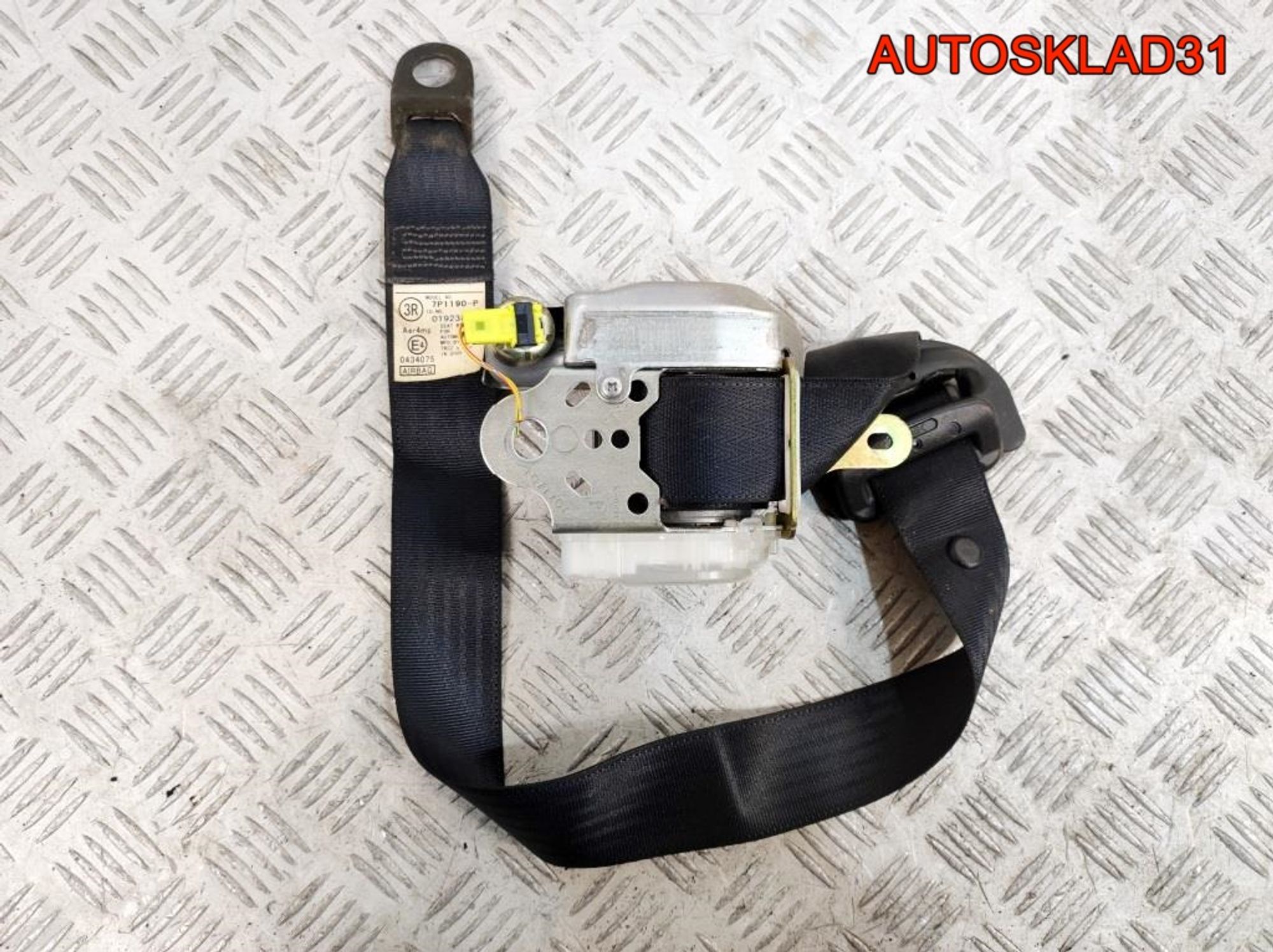 Ремень безопасности передний правый Toyota Aygo 7P1190P, 2500 рублей, Дубовое