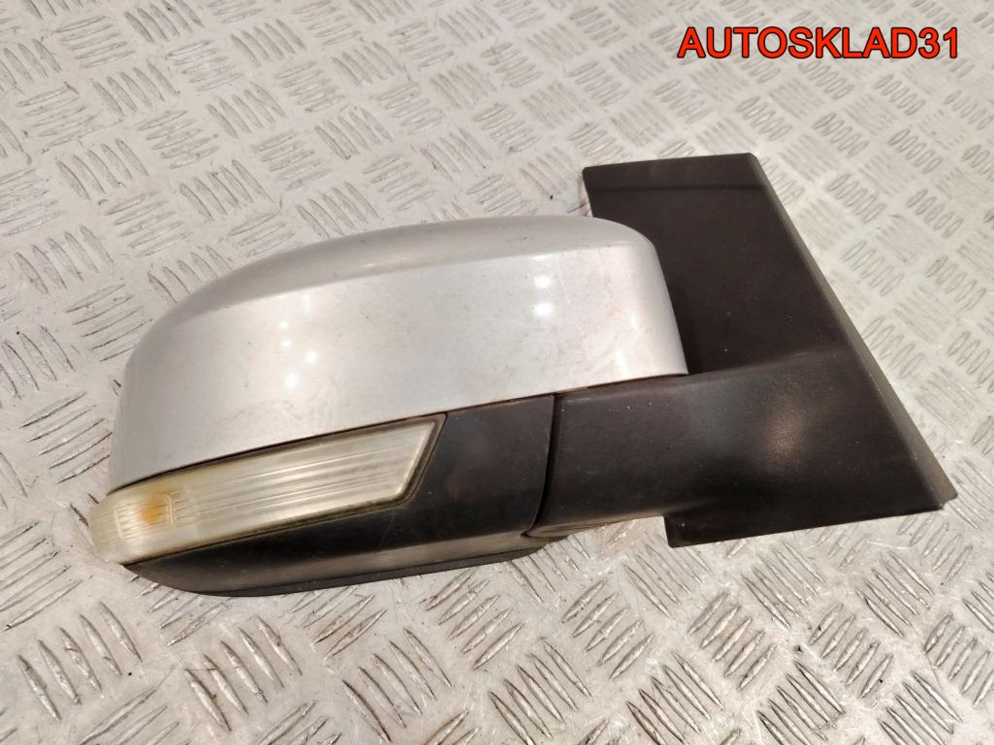 Зеркало правое Ford Focus 2 1728322 Рестайлинг, 6000 рублей, Дубовое