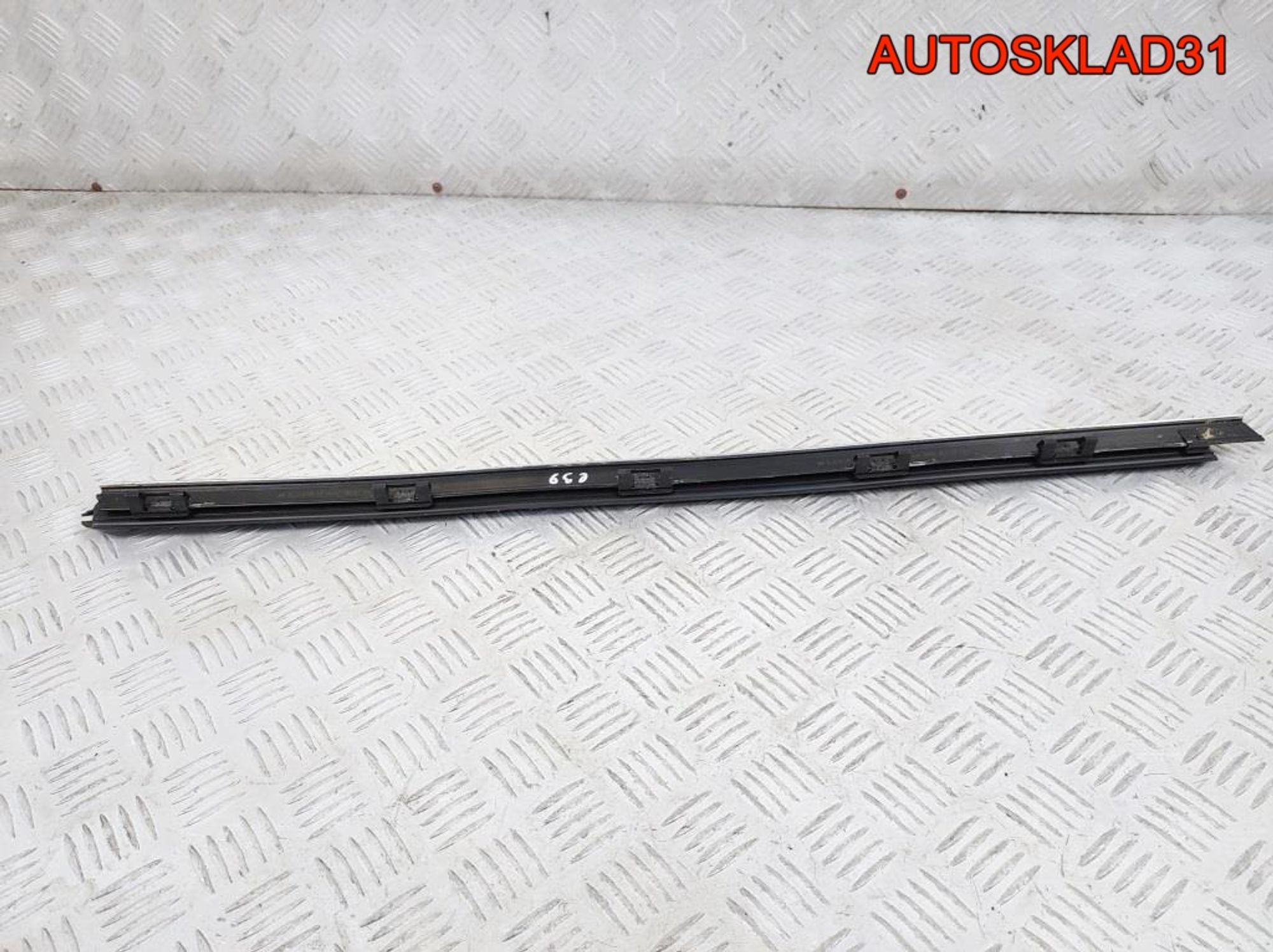 Накладка стекла переднего левого BMW E39, 1300 рублей, Дубовое