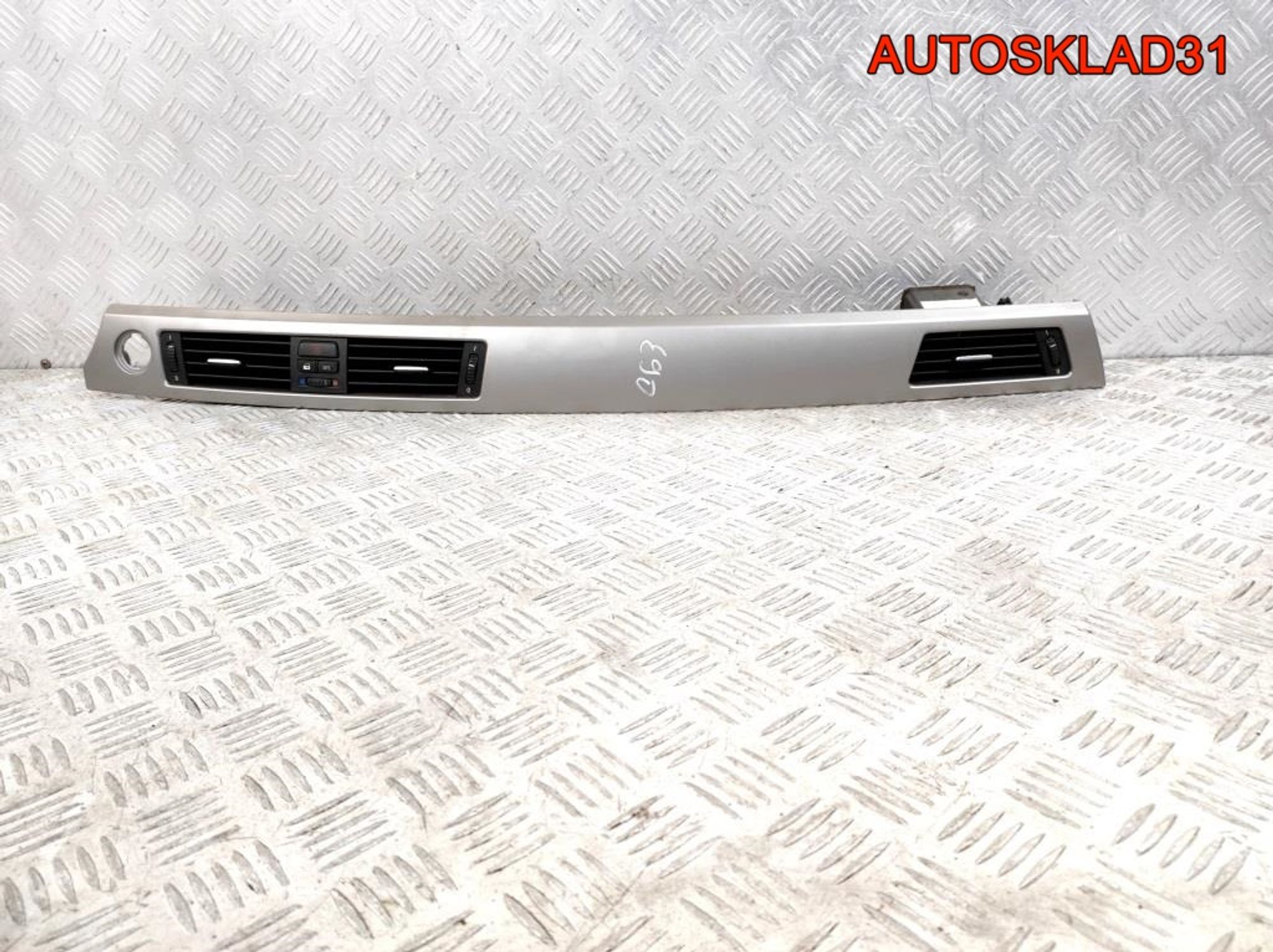 Дефлектор воздушный BMW E90 64226922634, 3000 рублей, Дубовое