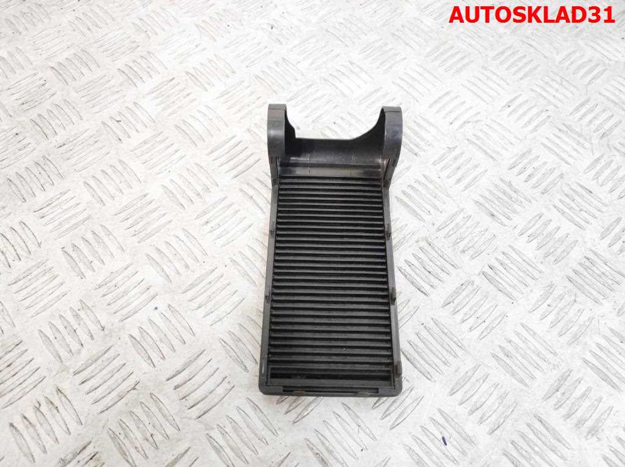 Накладка декоративная Audi A3 8P 8P0863269B, 2500 рублей, Дубовое