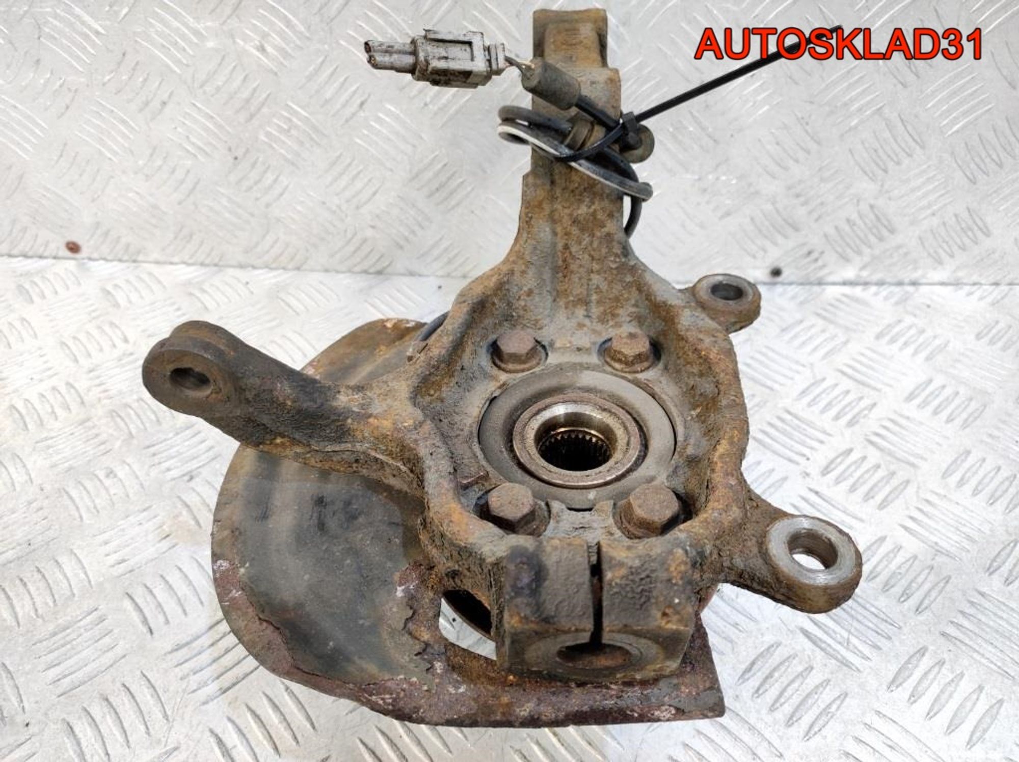 Кулак поворотный передний левый Nissan Qashqai J10, 2900 рублей, Дубовое