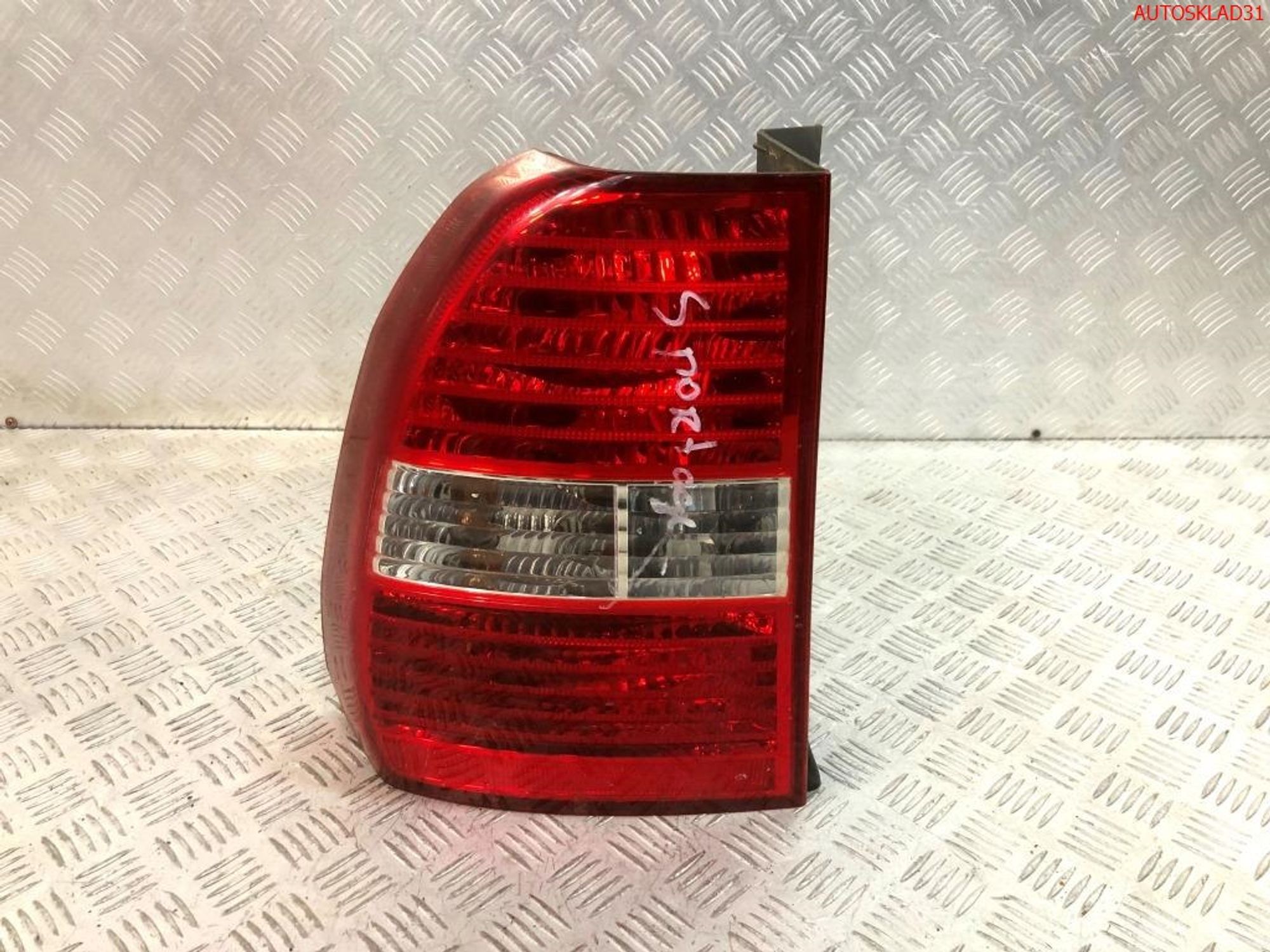 Фонарь задний левый Kia Sportage 2 924011F010, 6000 рублей, Дубовое