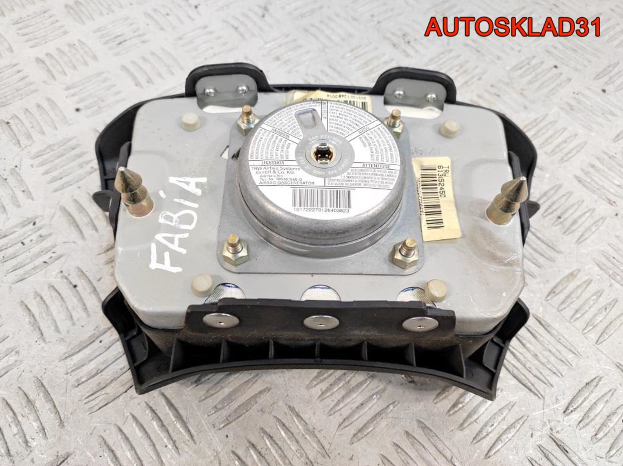 Подушка безопасности в рулевое колесо Skoda Fabia 1 6Y0880201, 2700 рублей, Дубовое