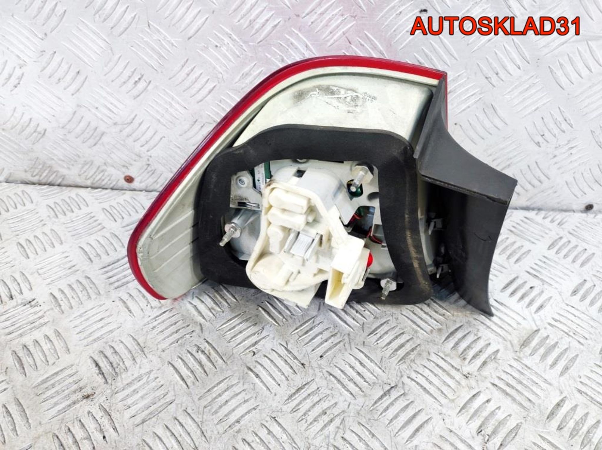 Фонарь задний наружный правый BMW E90 63214871732, 9400 рублей, Дубовое