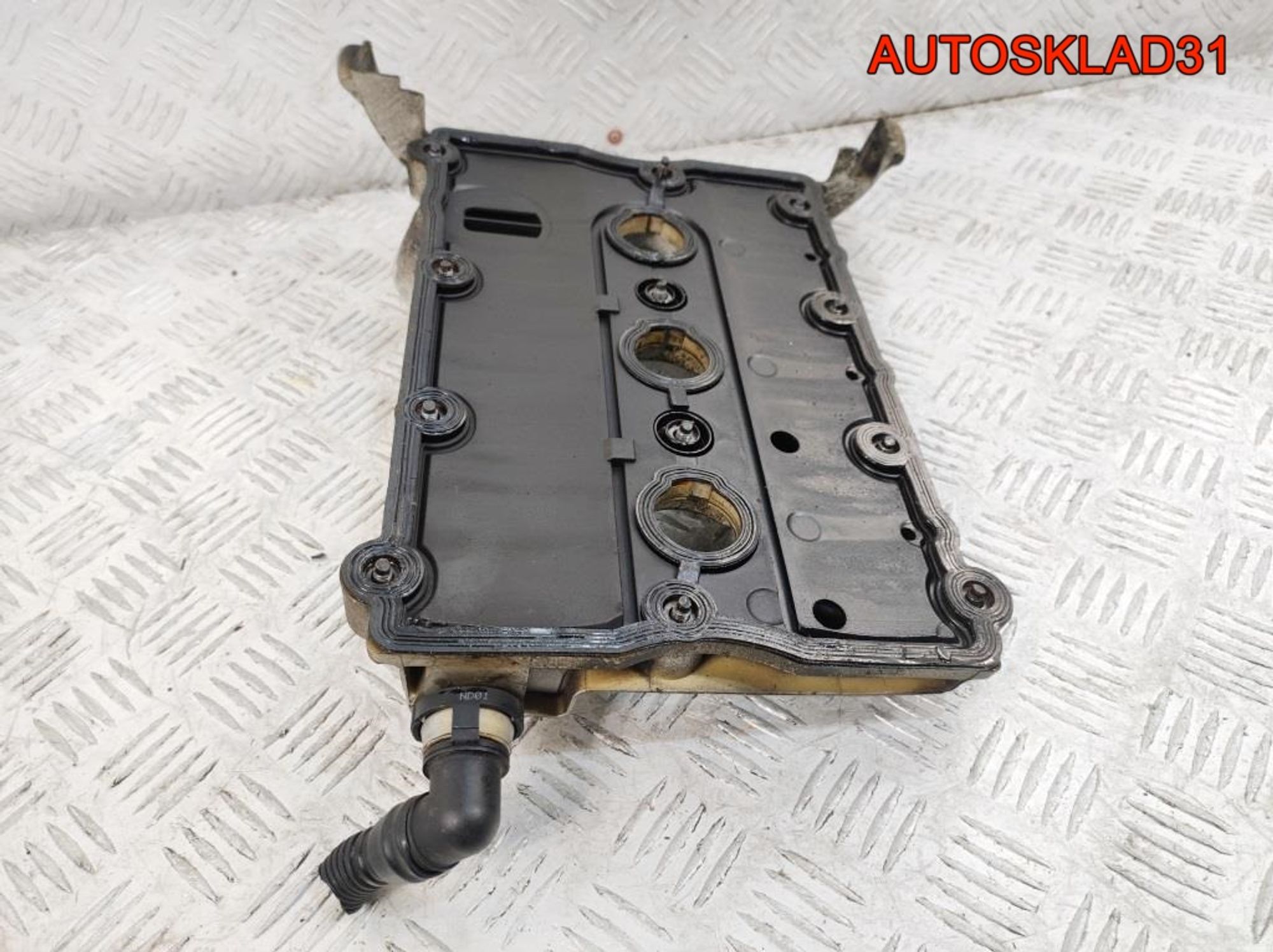 Крышка клапанная левая Audi A4 B6 3,0 ASN 06C103471F, 1500 рублей, Дубовое