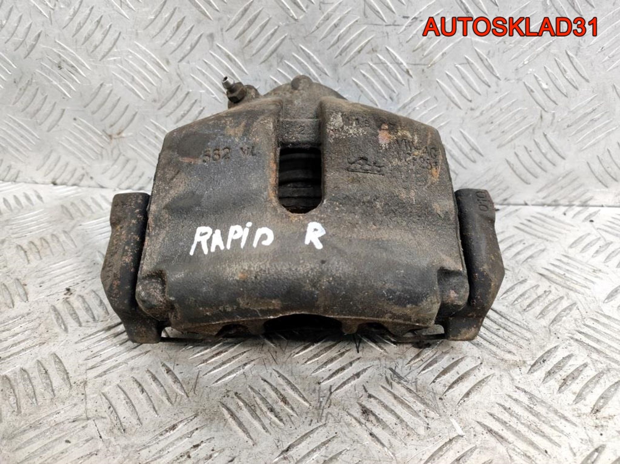 Суппорт тормозной передний правый Skoda Rapid 1K0615124E, 2700 рублей, Дубовое