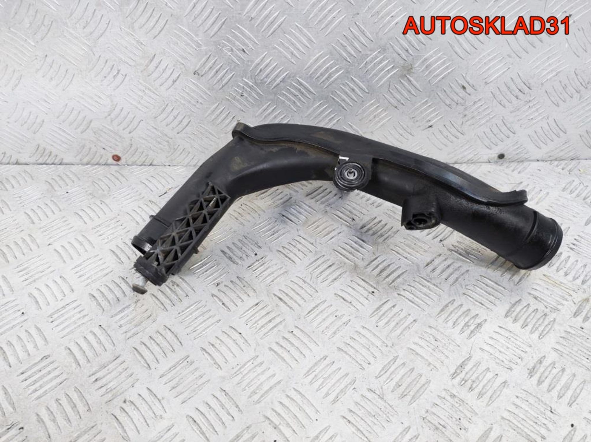 Патрубок интеркулера VW Passat B6 CBA 5N0145770A, 2900 рублей, Дубовое