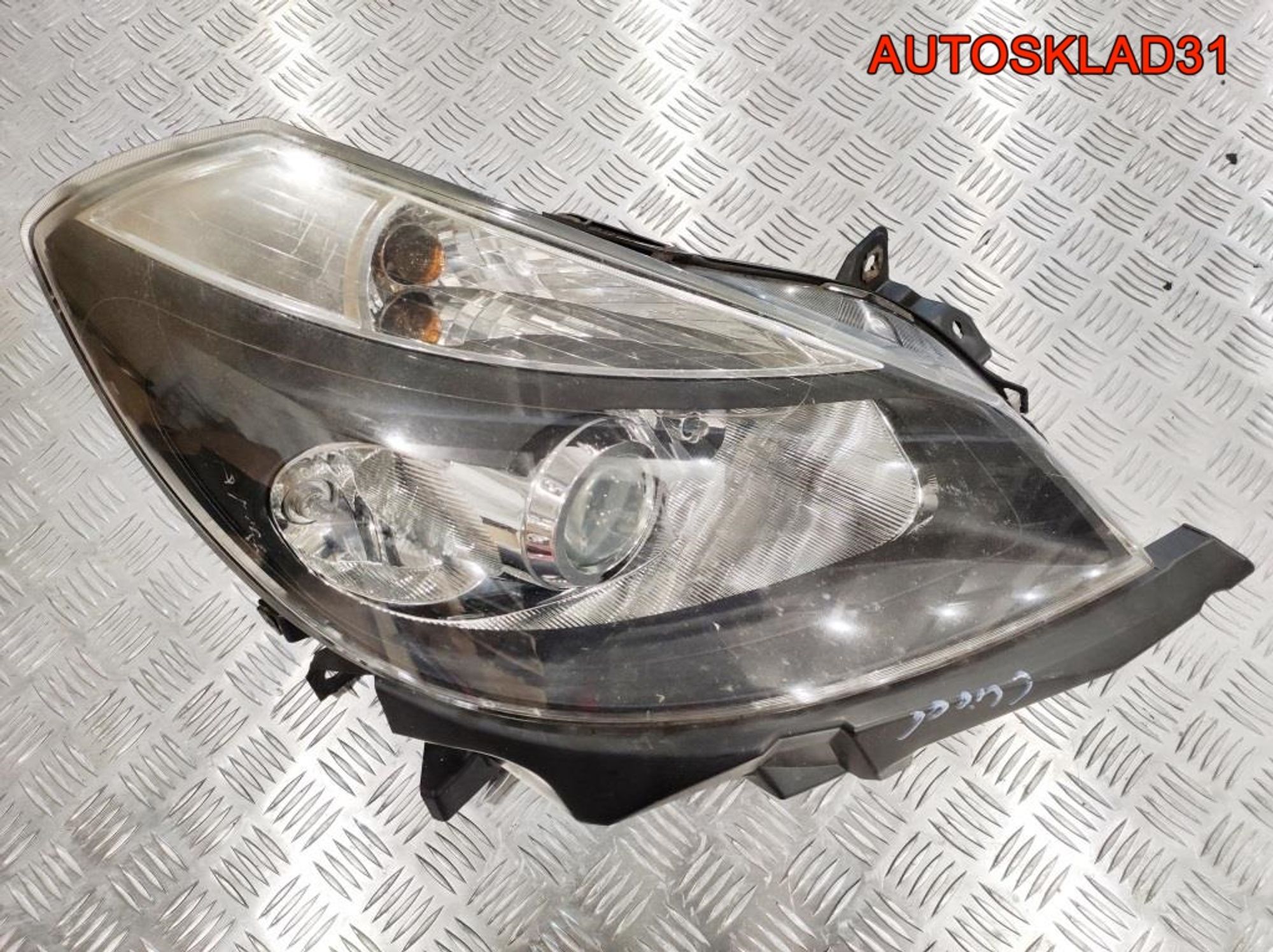 Фары Ксенон Renault Clio 3 комплект 8200626747, 80000 рублей, Дубовое