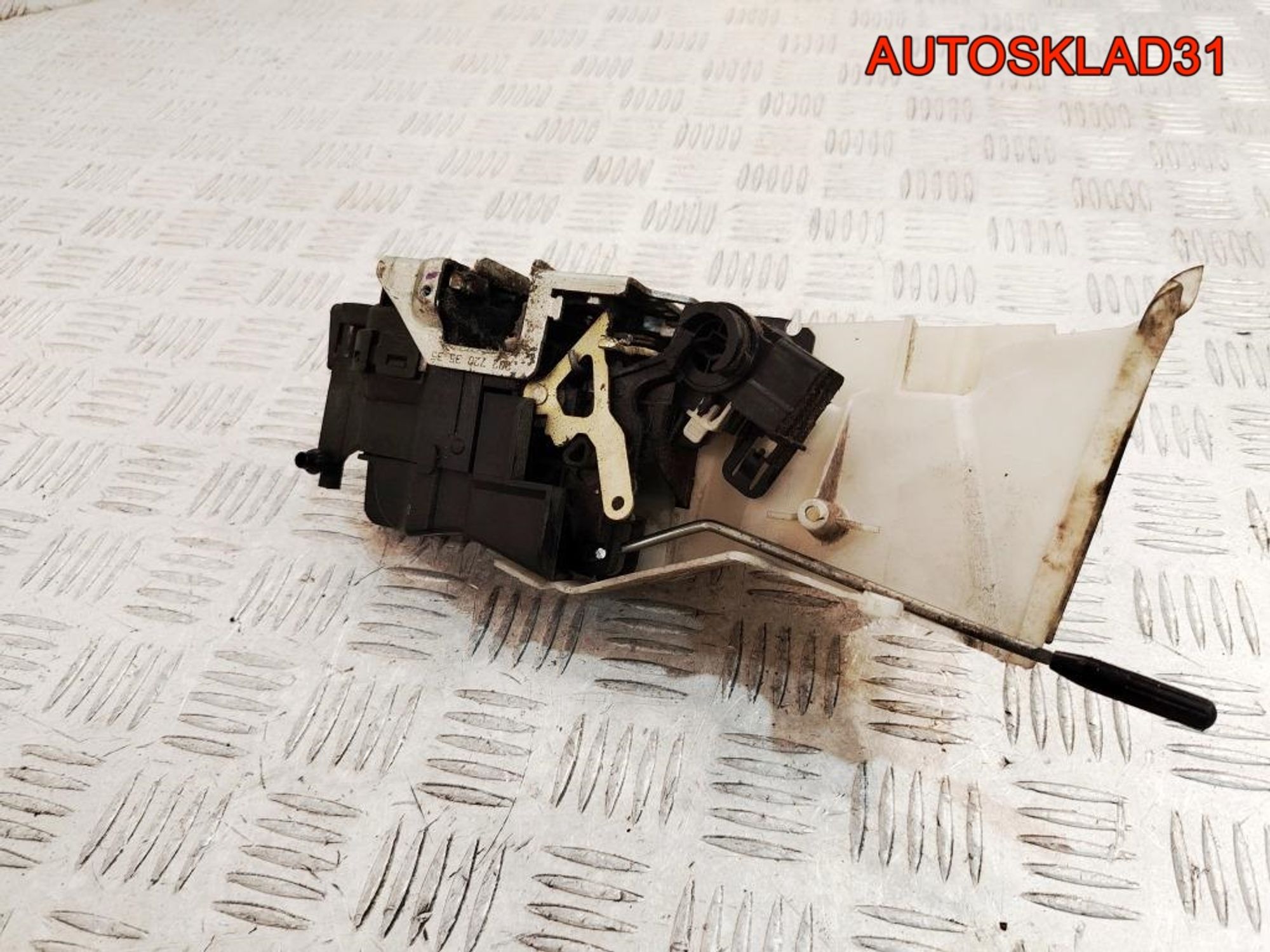 Замок двери передней левой Mercedes Benz W210 A2027203535, 2300 рублей, Дубовое