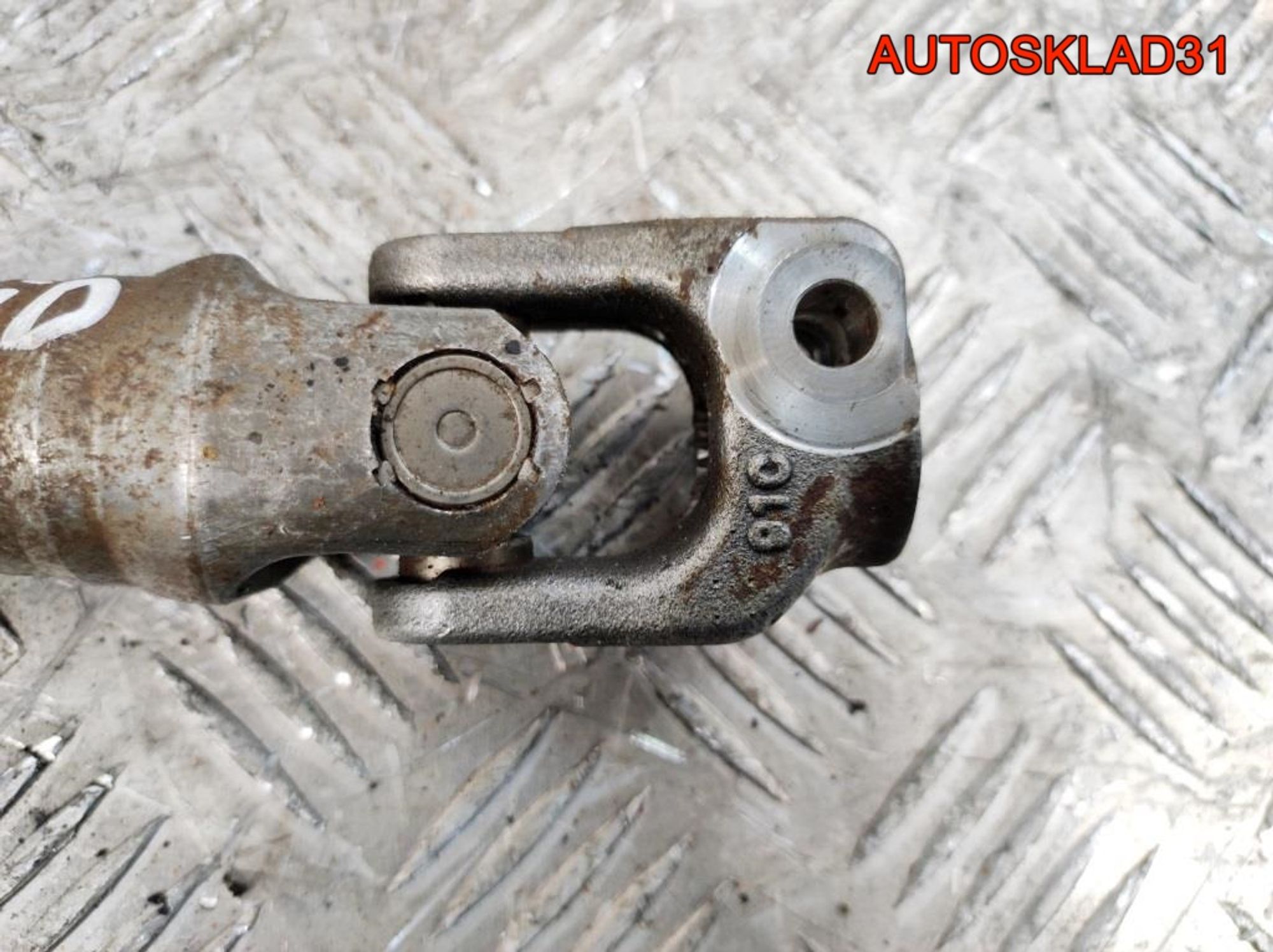 Кардан рулевой Skoda Rapid 1 6R2423961E, 1500 рублей, Дубовое